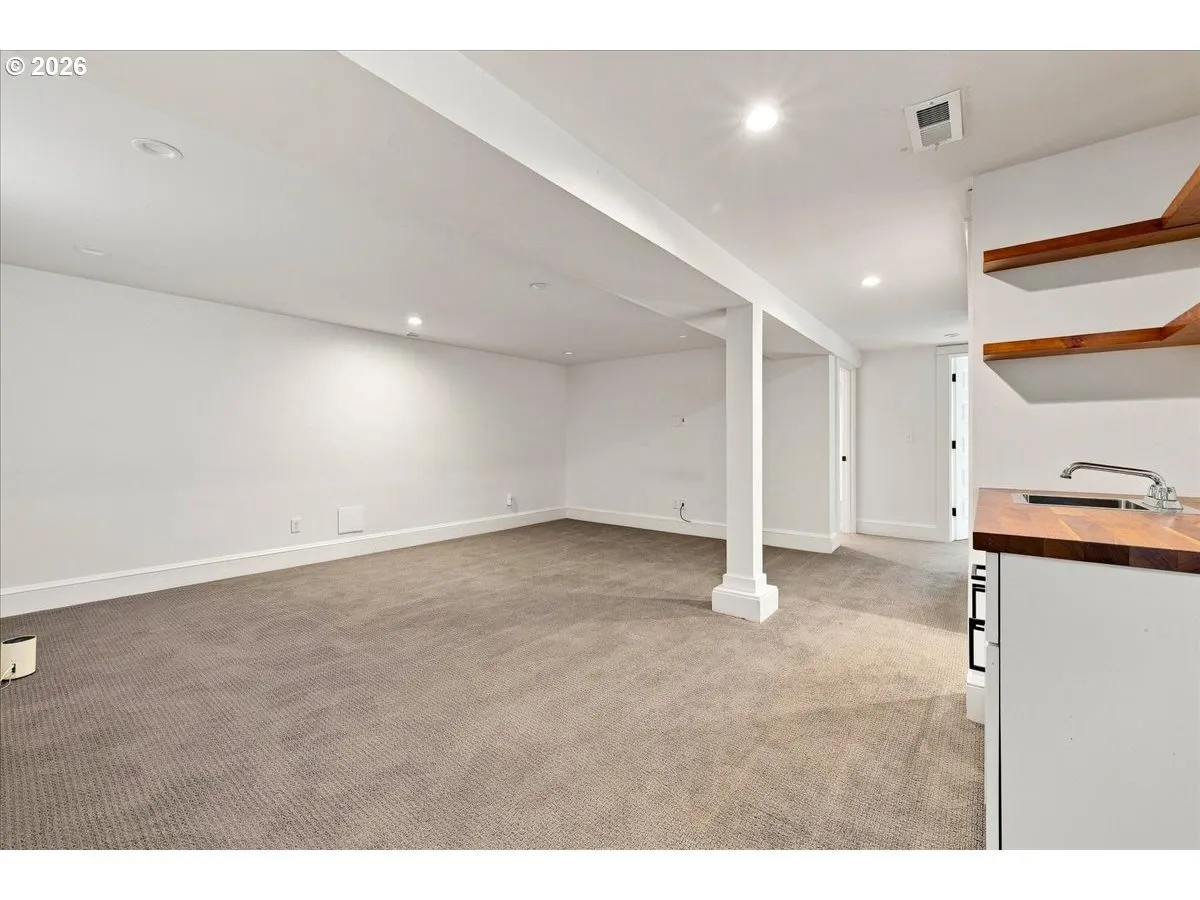 Bonus Room-Lower
