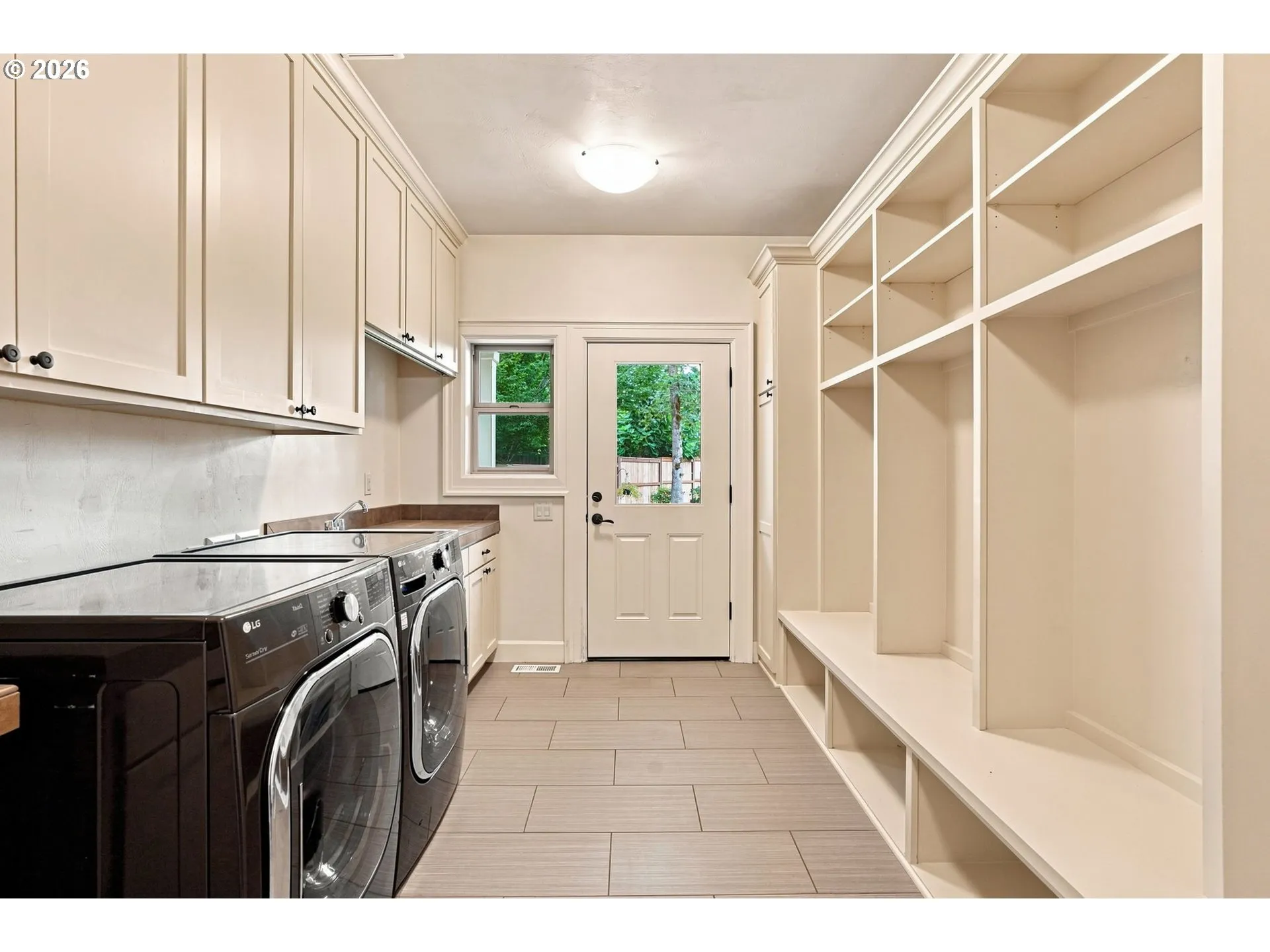 Laundry-Main