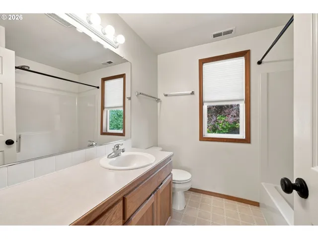 Bathroom, Attached