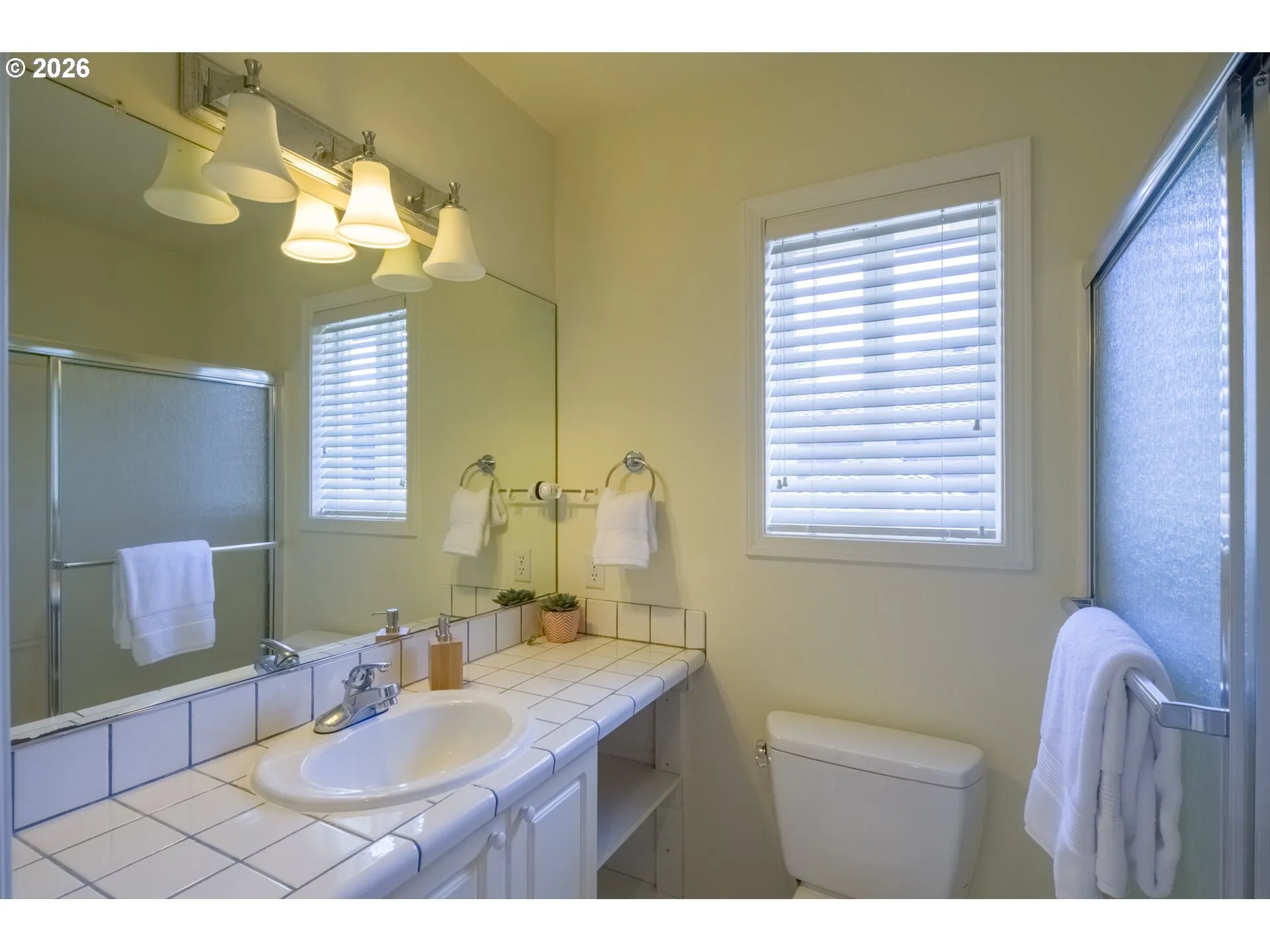 Bathroom-Upper