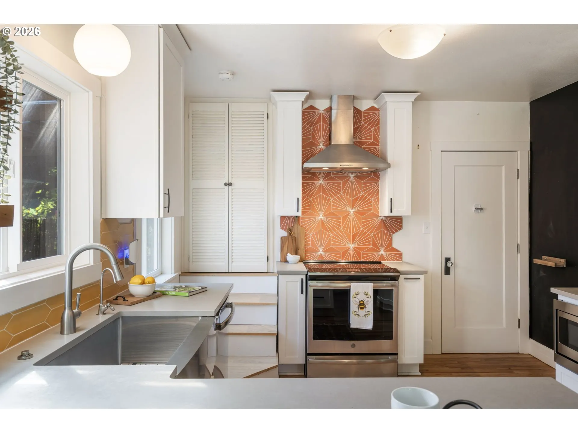 Kitchen-Oven