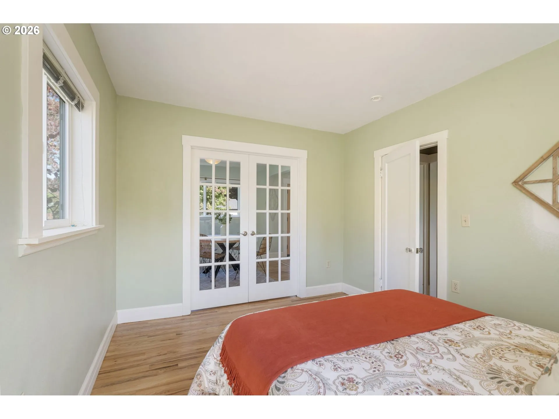 Bedroom-Main