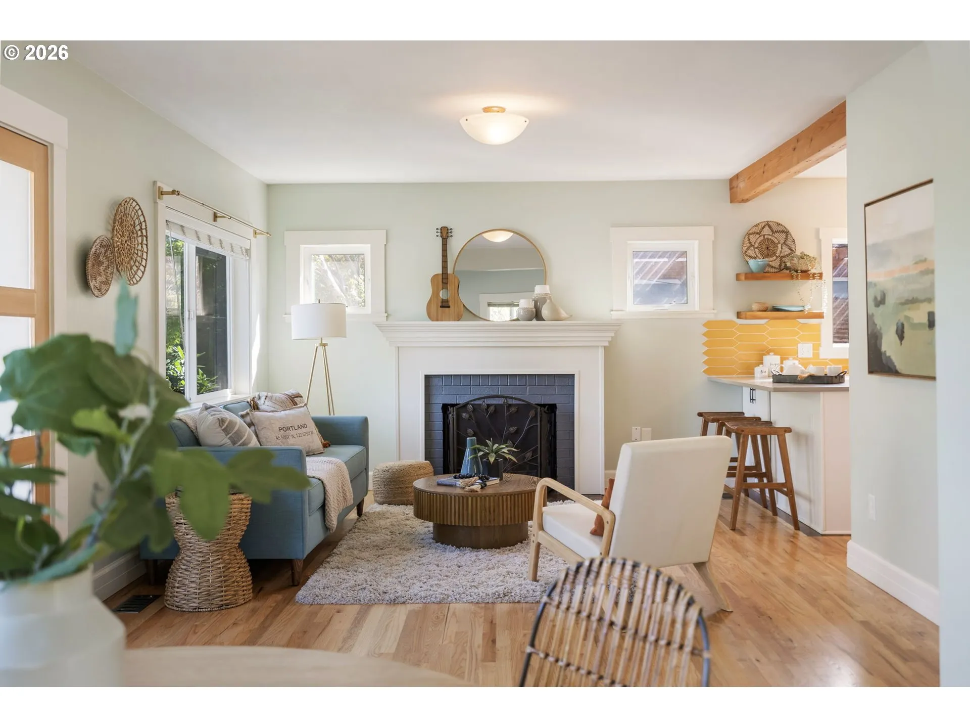 Living Room-Fireplace