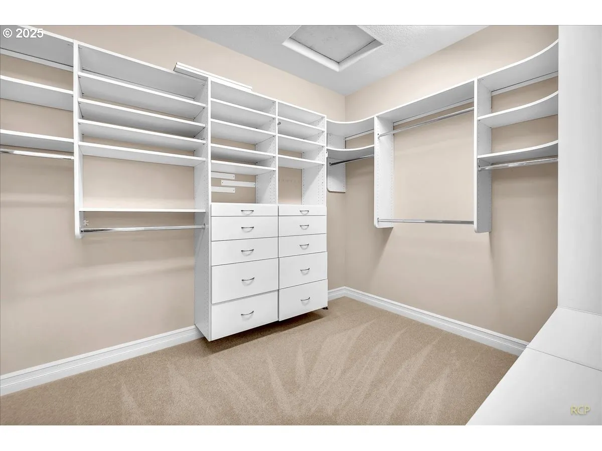 Primary Bedroom-Walk-In Closet