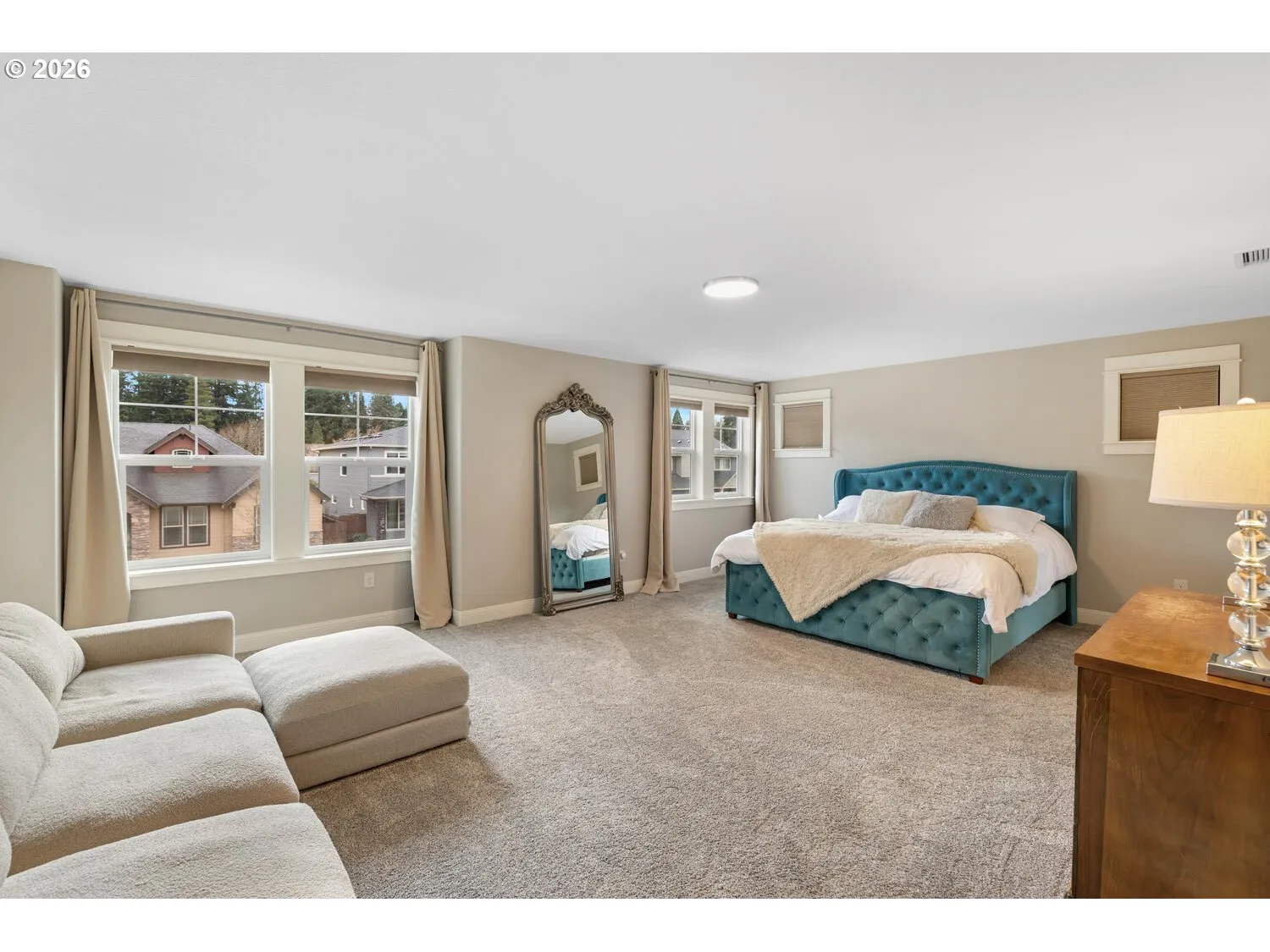 Bedroom, Owner's Suite-Upper