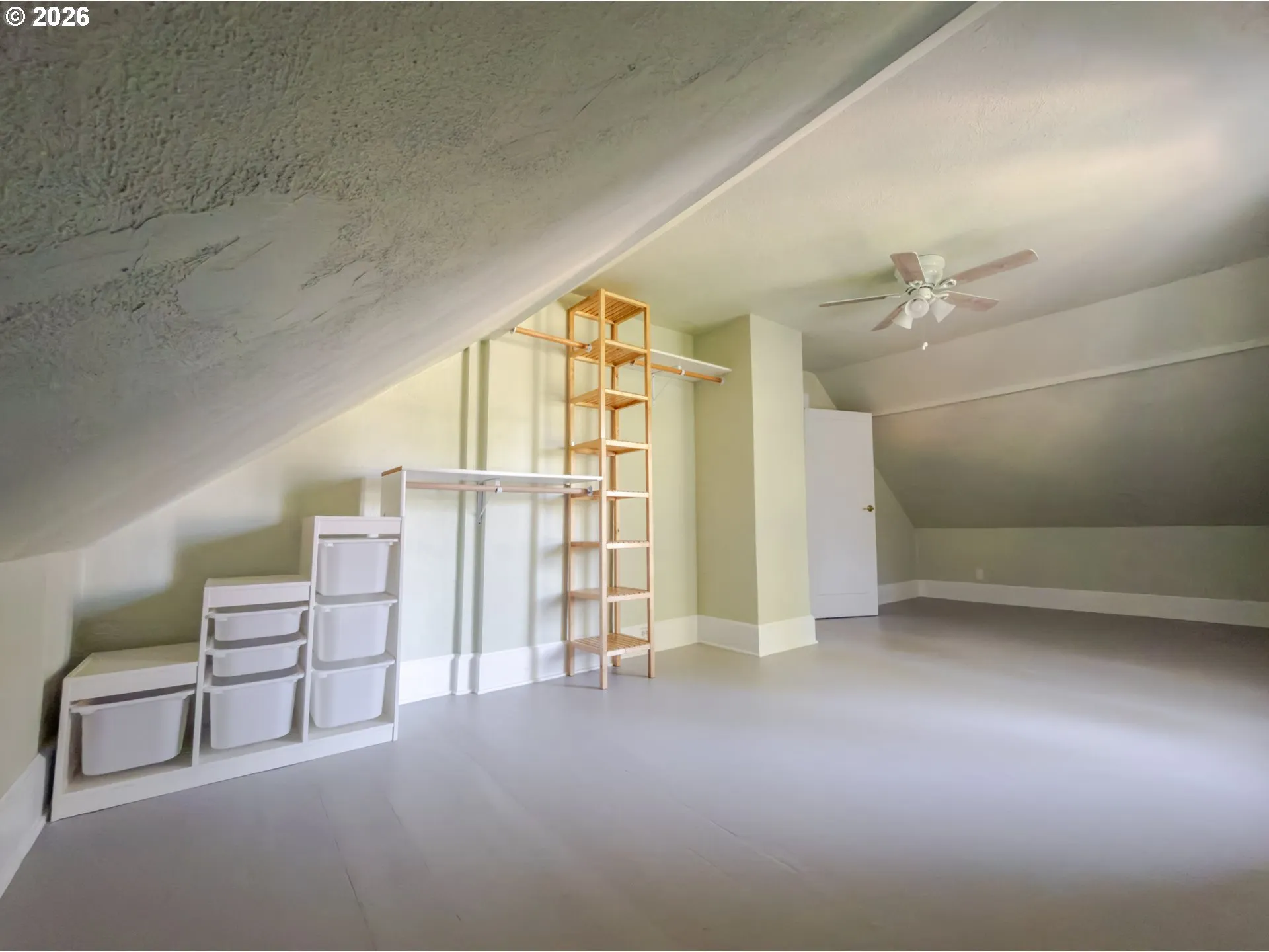 Bedroom, Primary-Upper