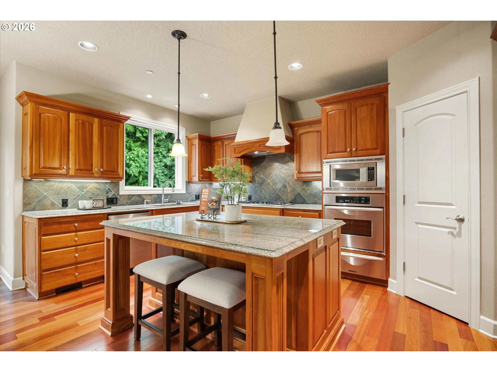 Kitchen-Island