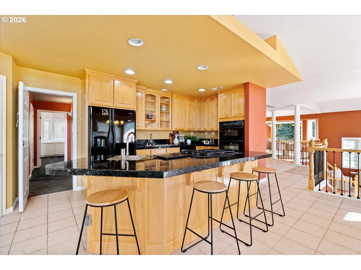 Kitchen-Island