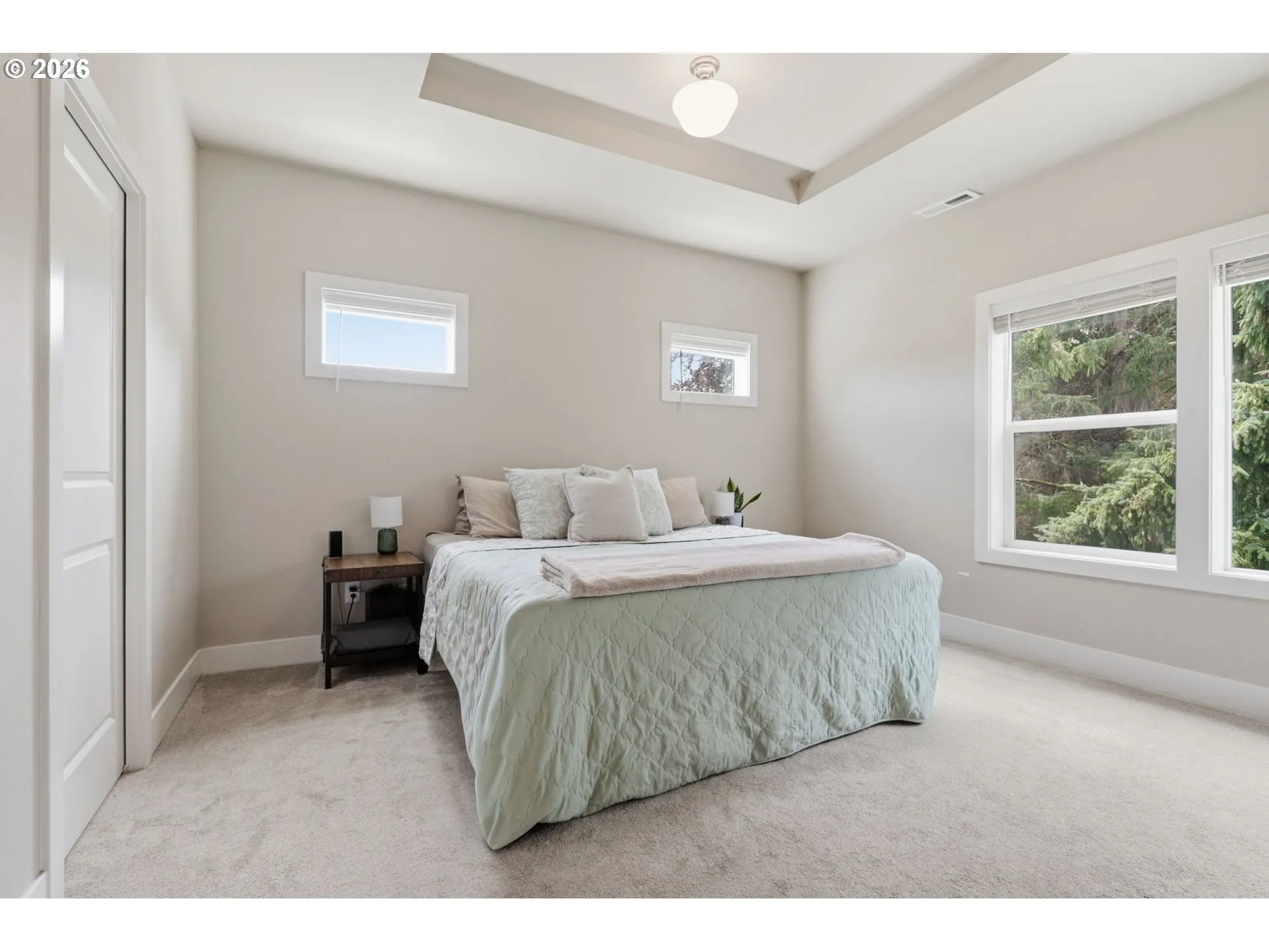 Bedroom, Primary