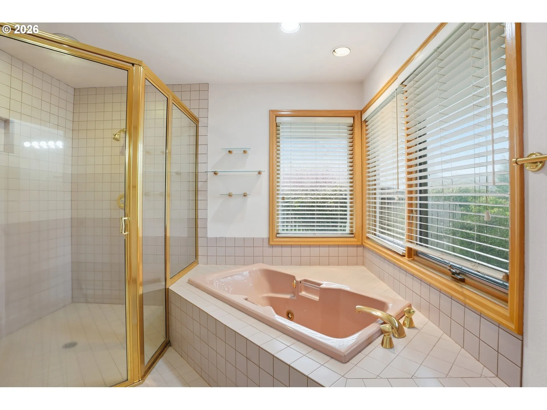 Owner's Suite Bathroom-Garden Tub
