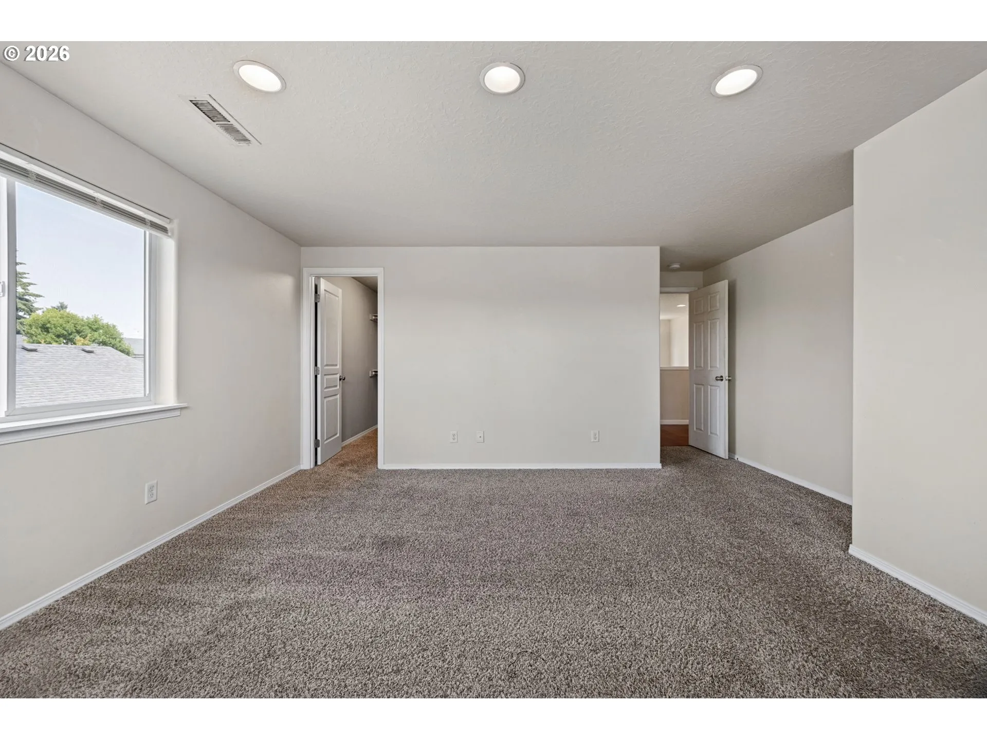 Bedroom, Primary-Upper