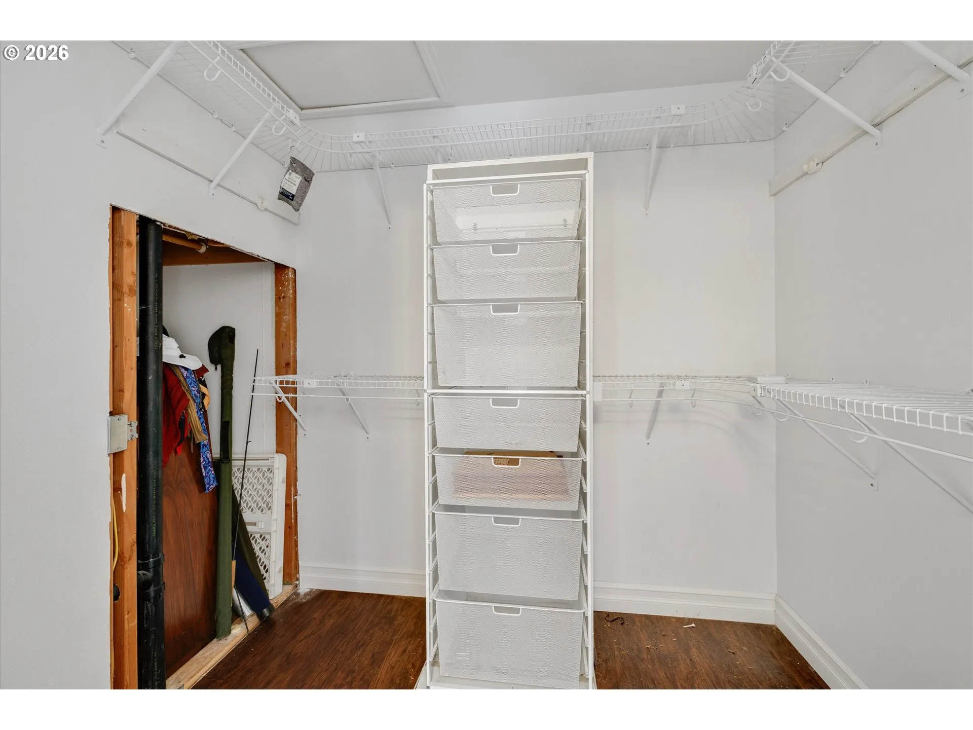 Primary Bedroom-Walk-In Closet