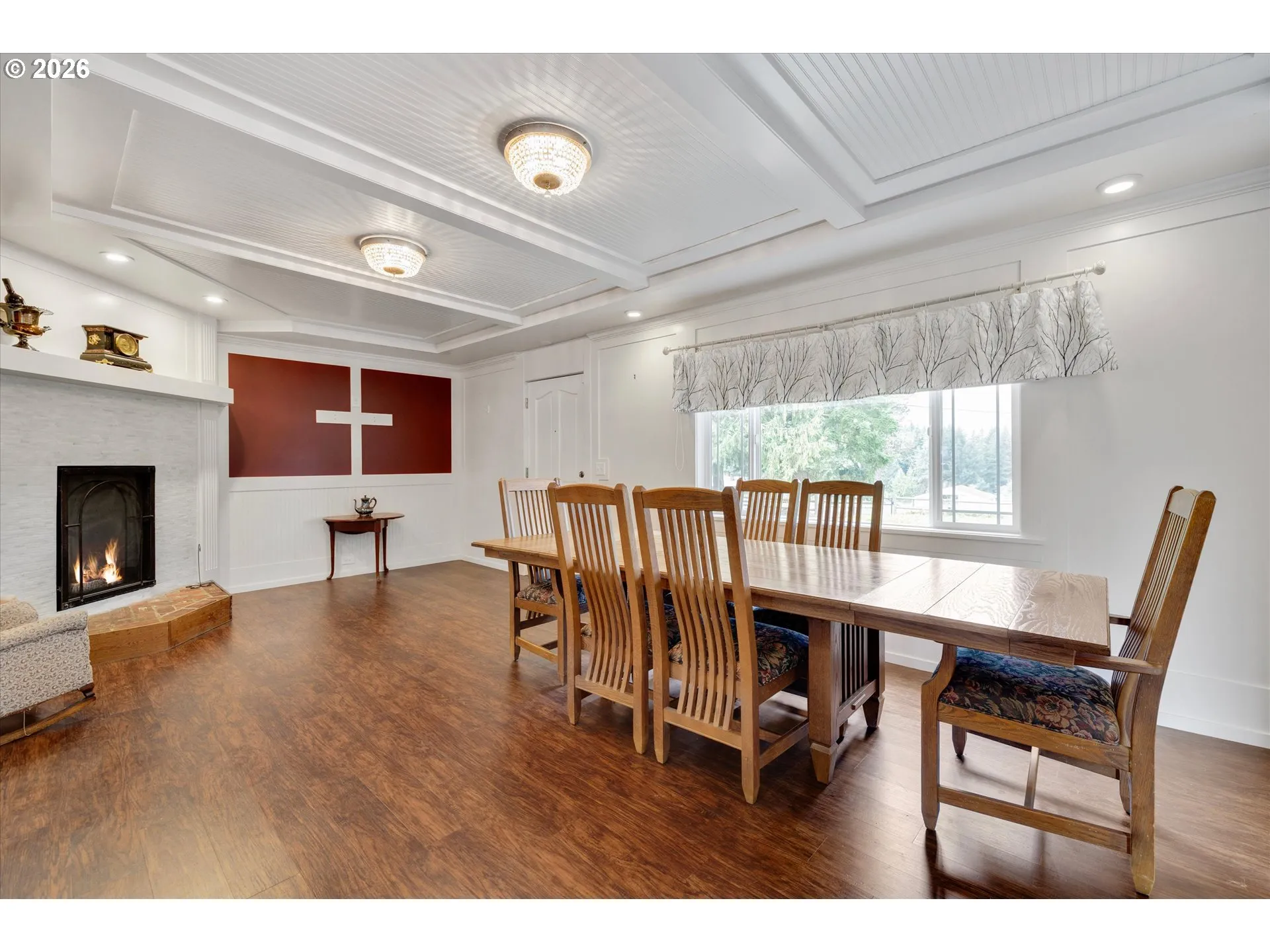 Dining Room-Coffered Ceilings