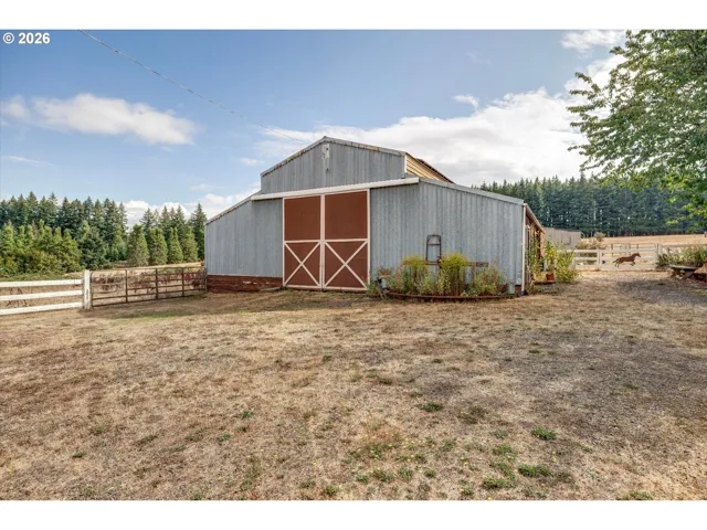 Barn