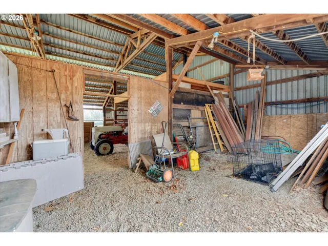 Barn