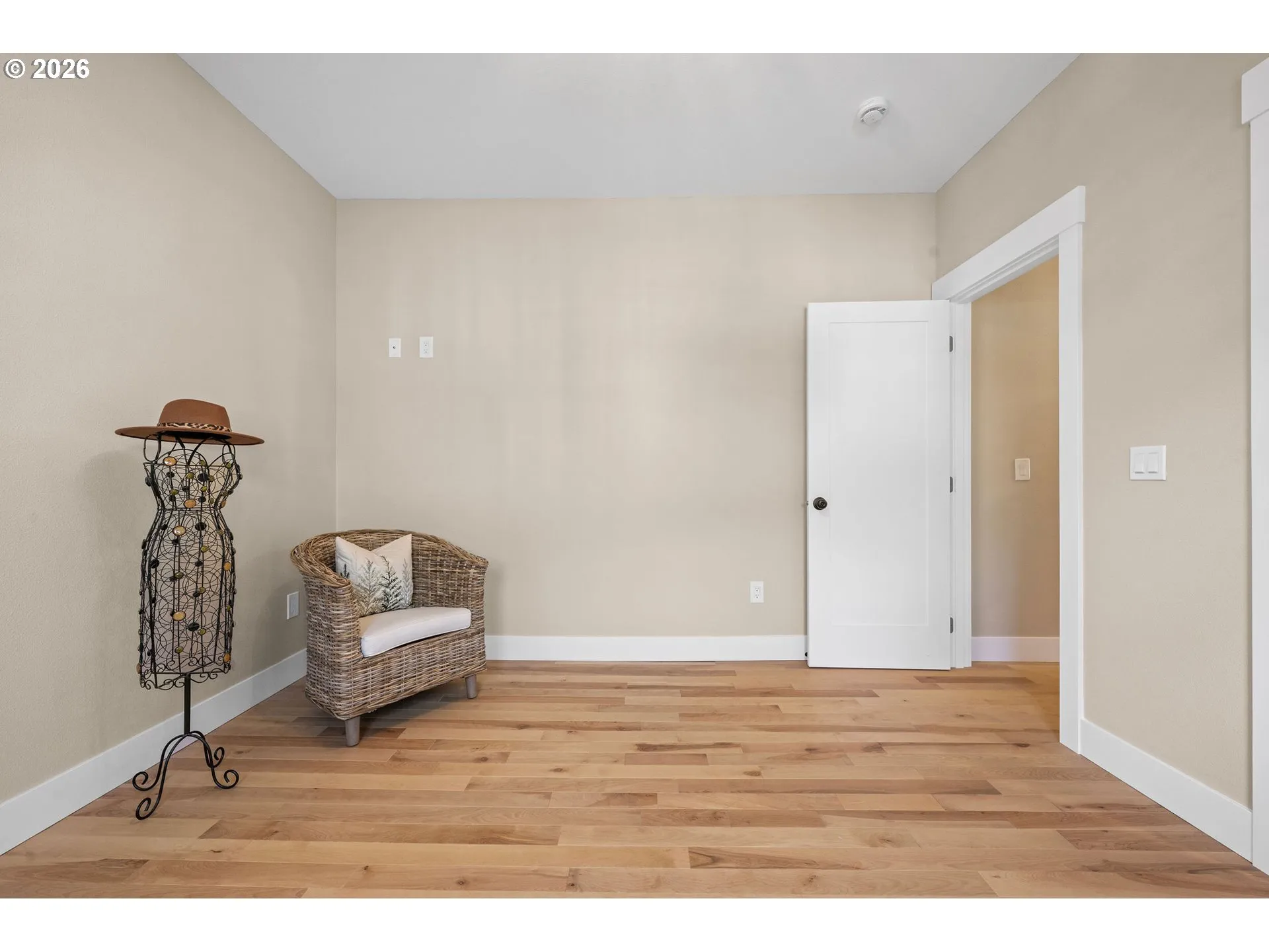 Bedroom, Primary