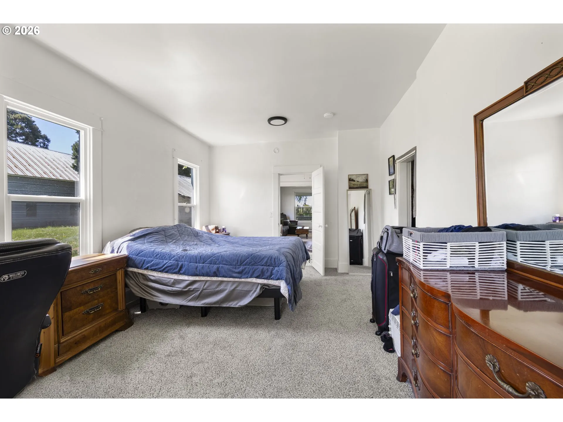 Bedroom, Primary