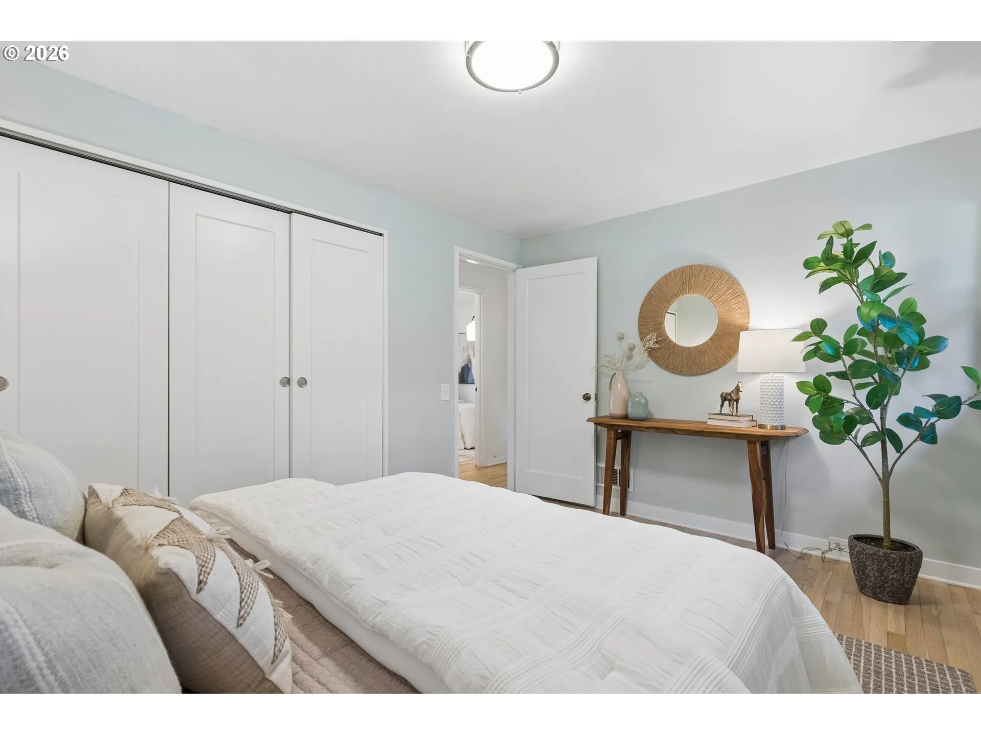 Bedroom, Primary