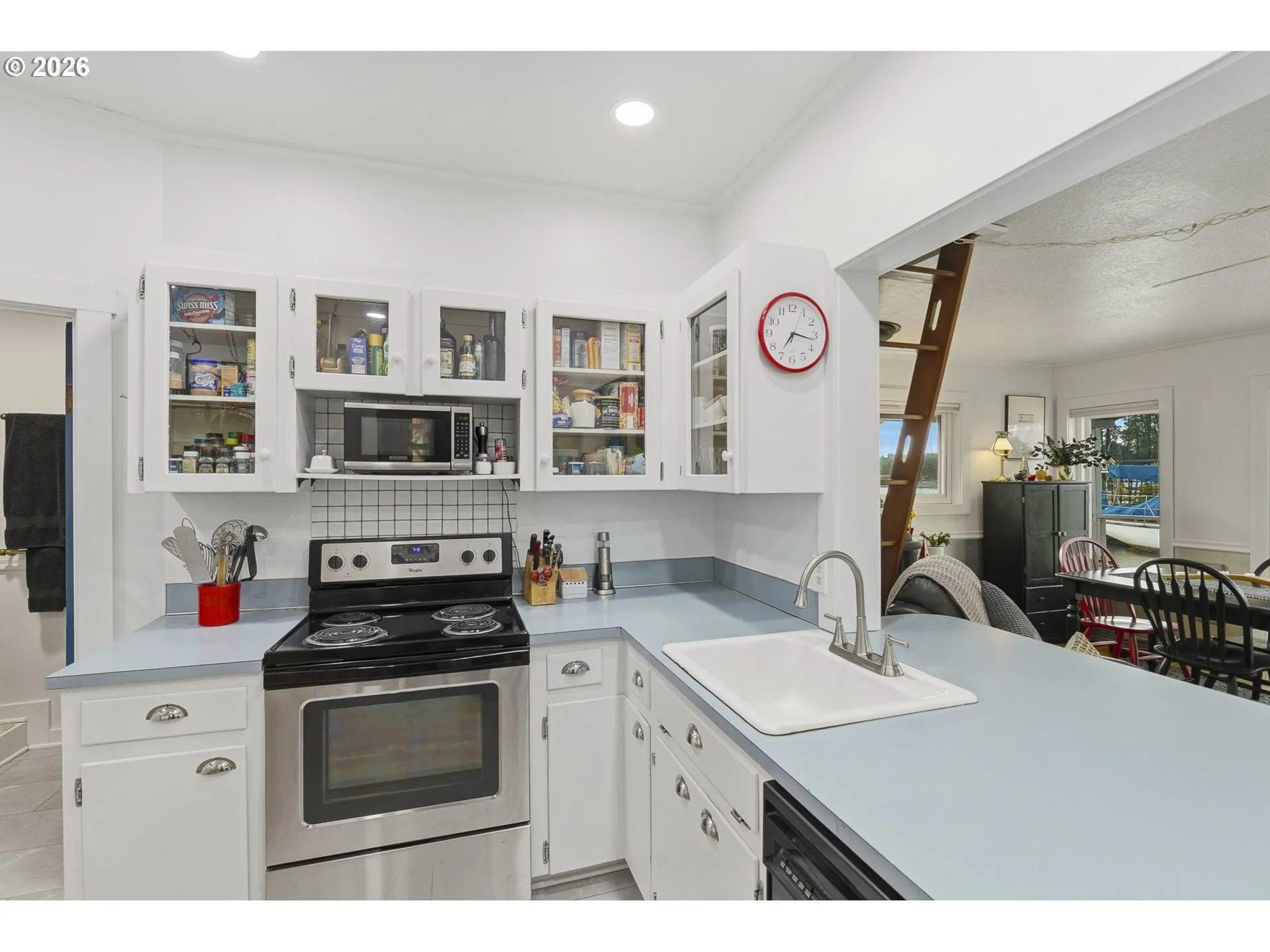 Kitchen-Oven