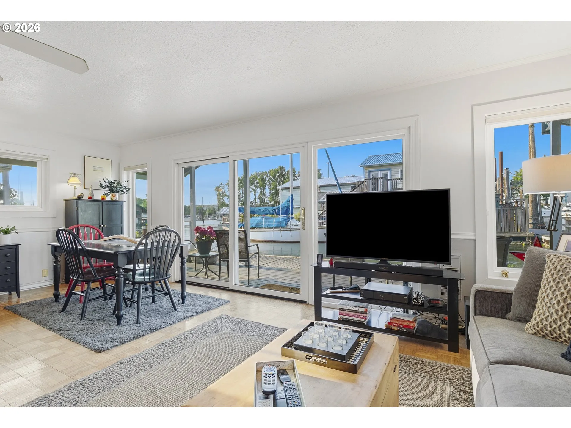Living Room/Dining Room