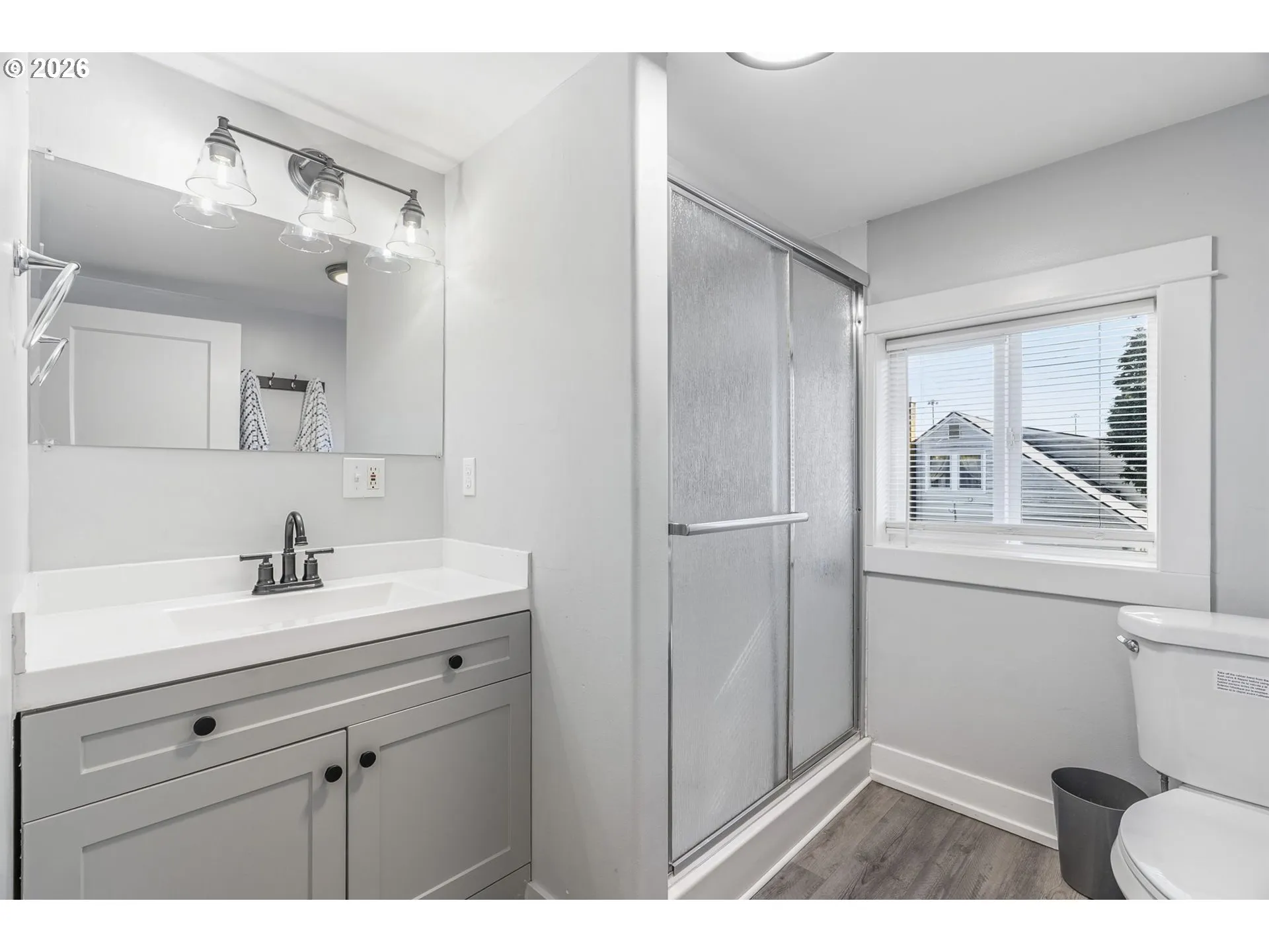 Bathroom-Upper
