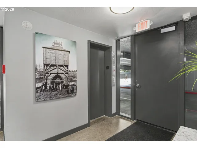 Elevator