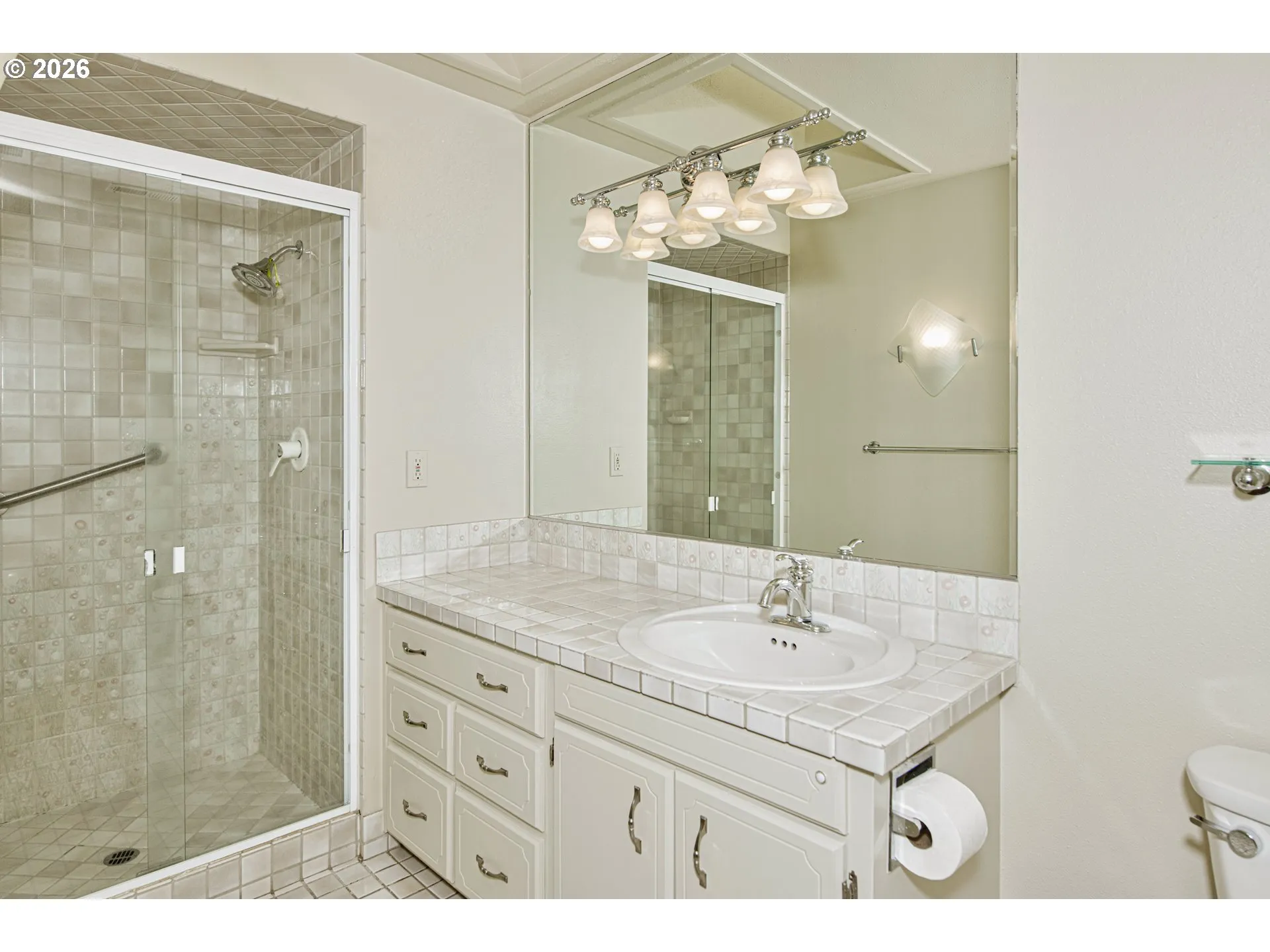 Bathroom, Attached