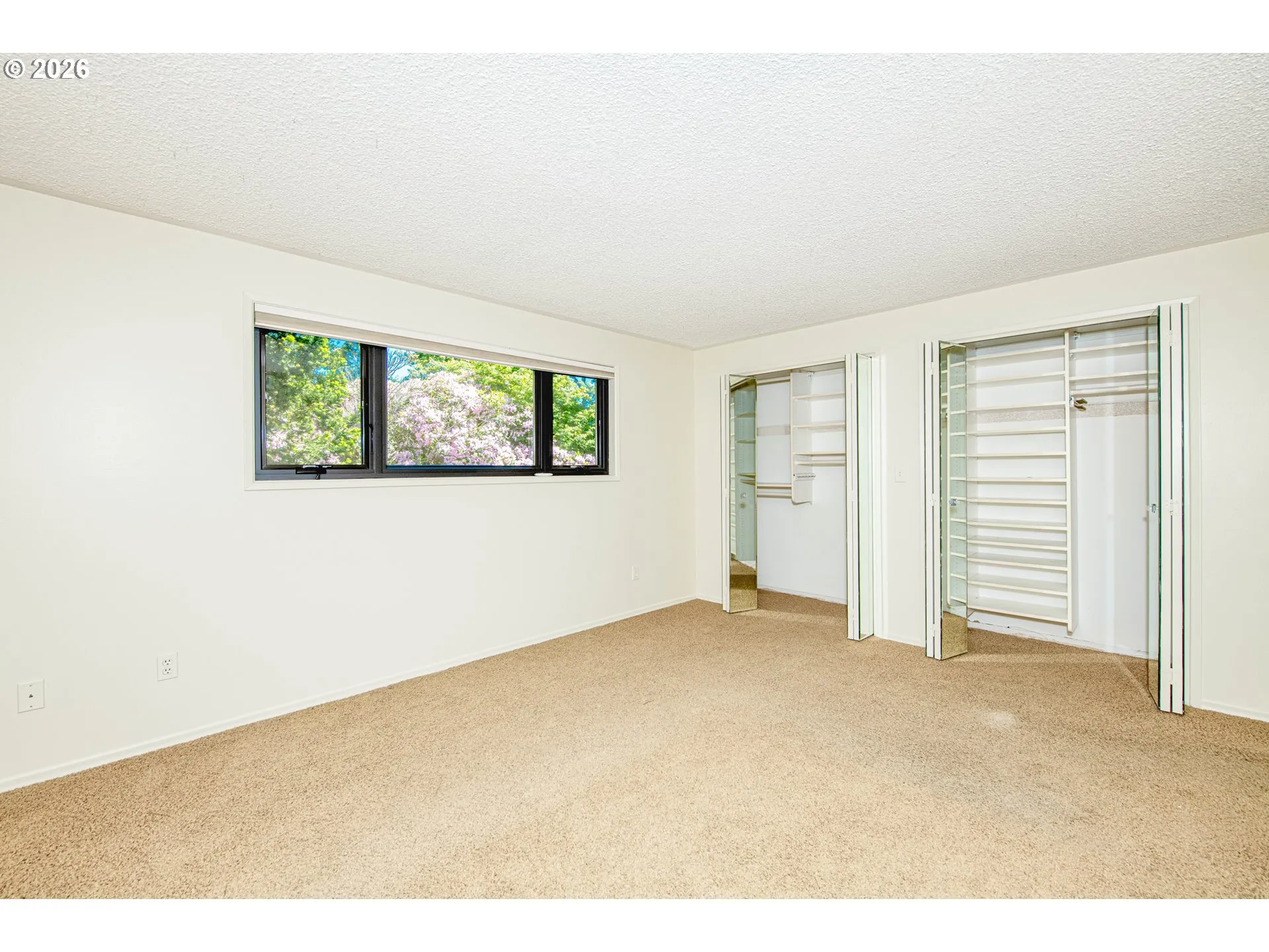 Bedroom, Primary-Upper