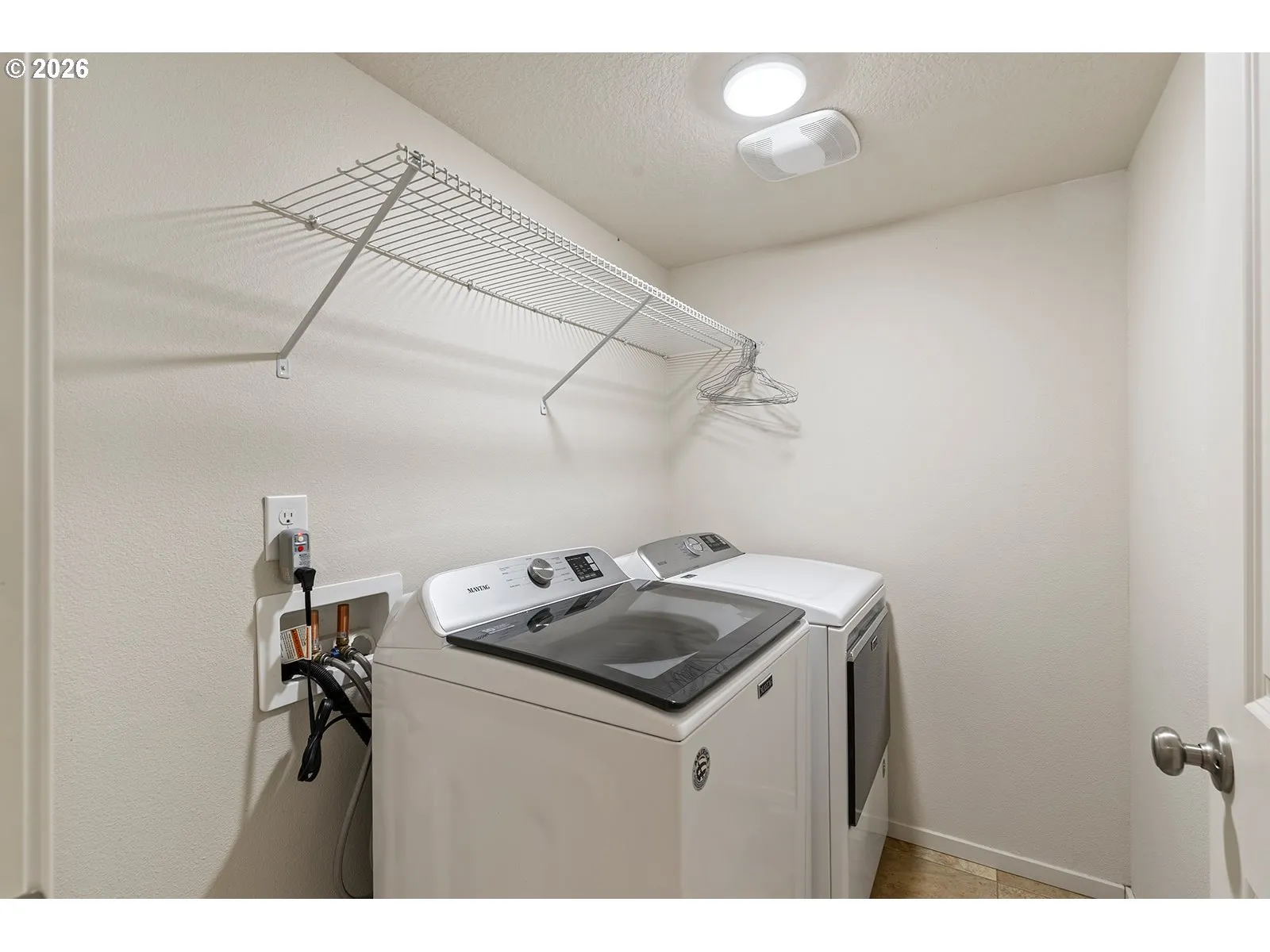 Laundry-Upper