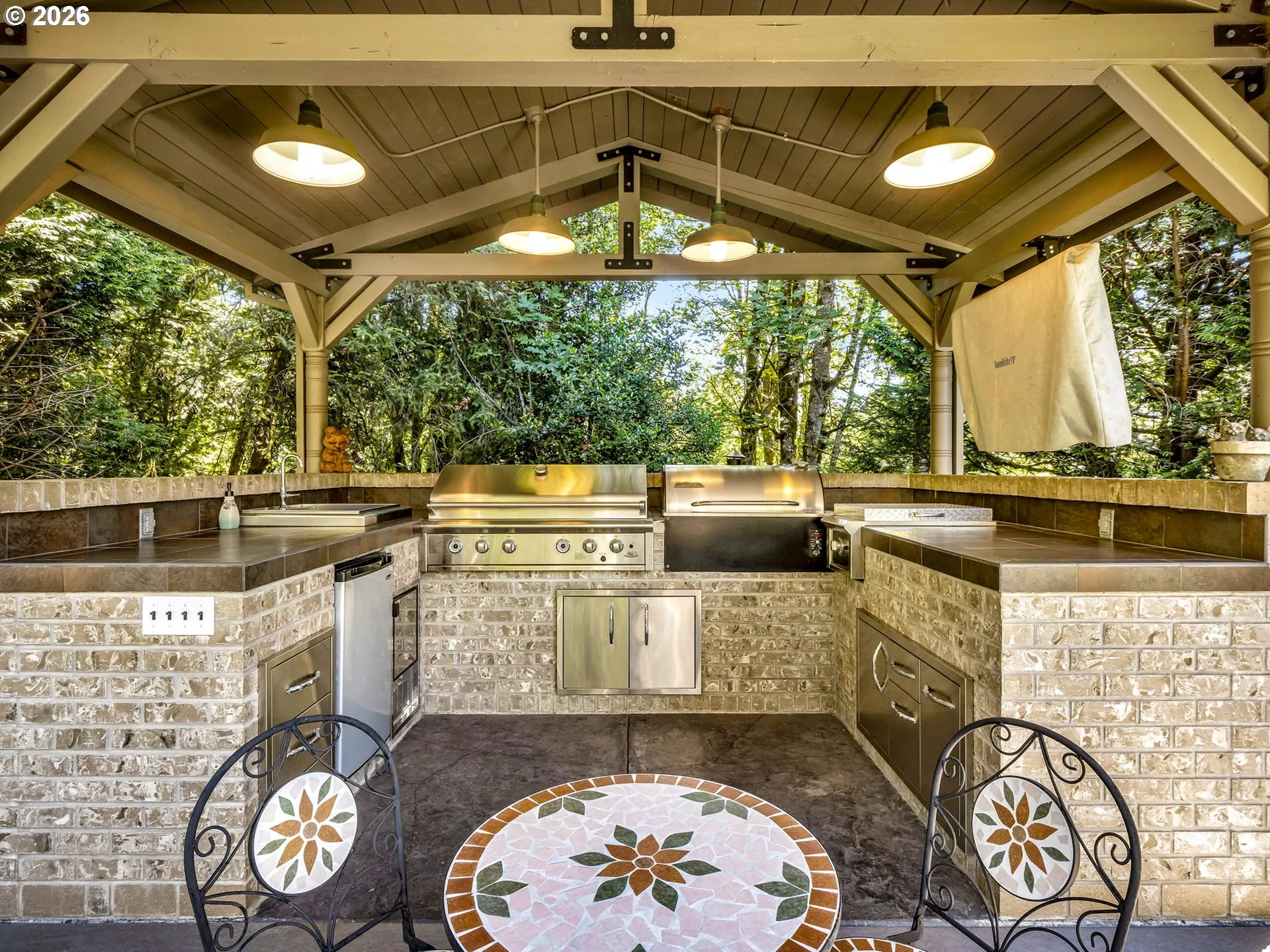 Kitchen/Outside