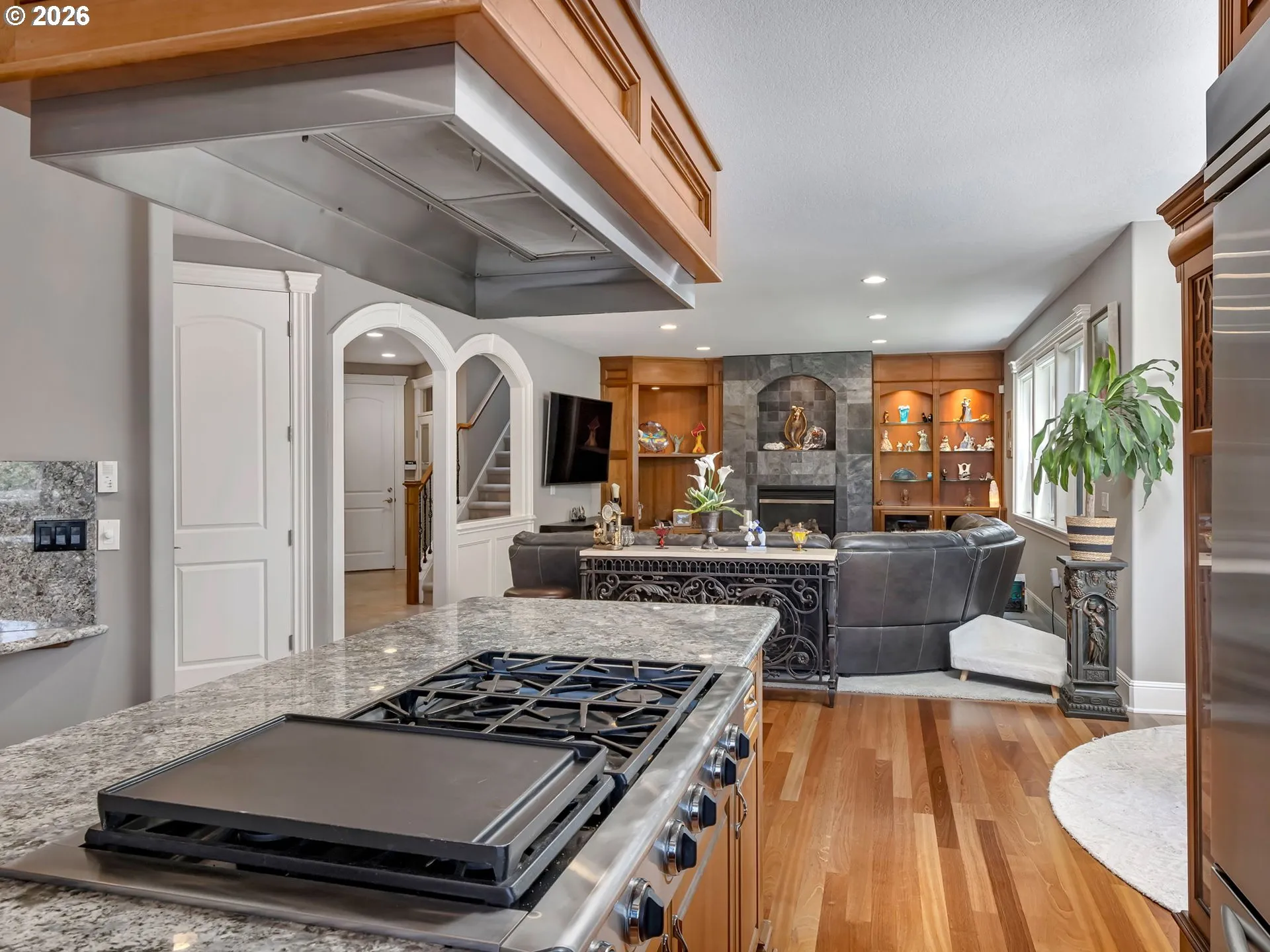 Kitchen-Cooking Island