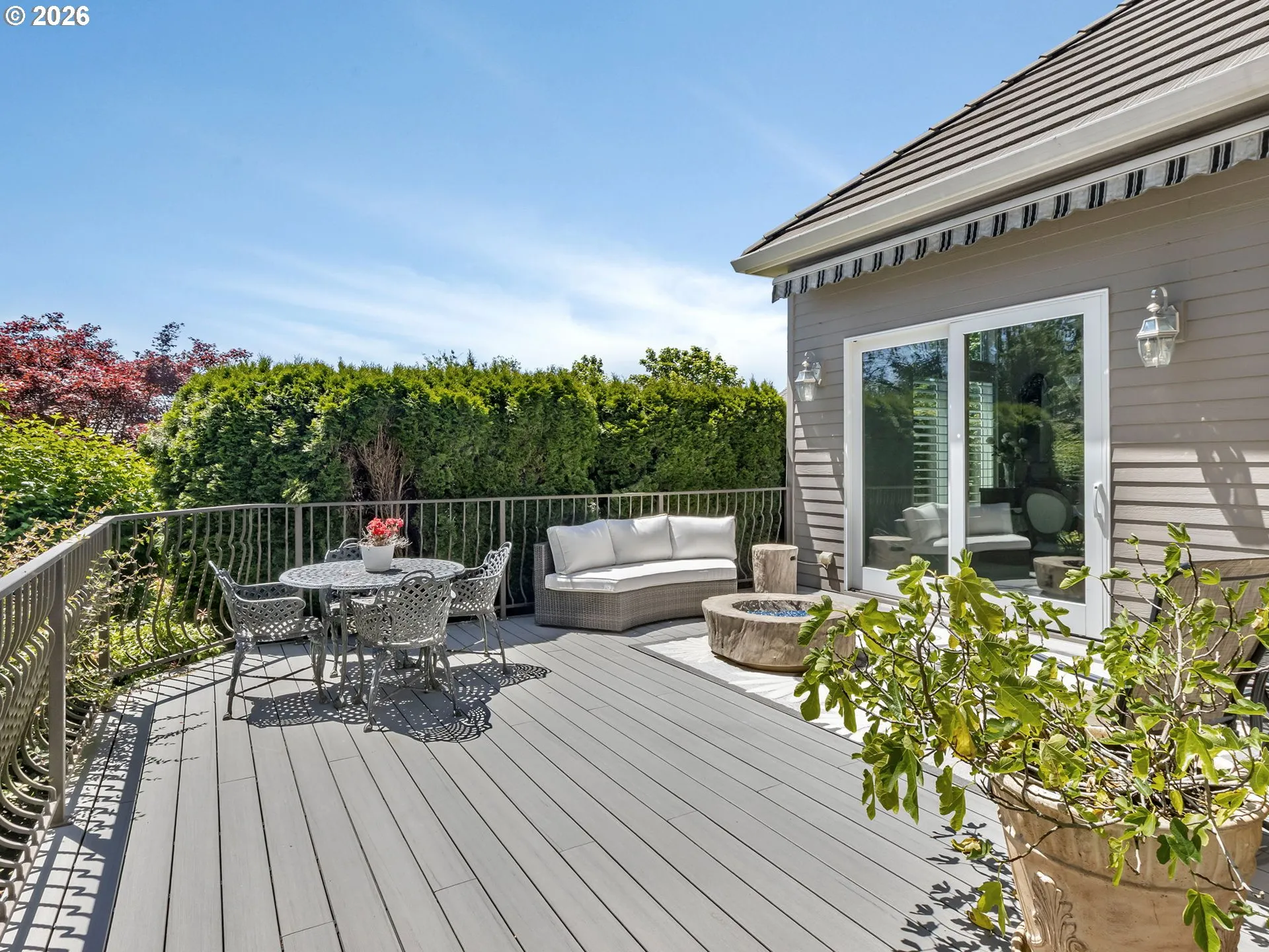 Deck-Main