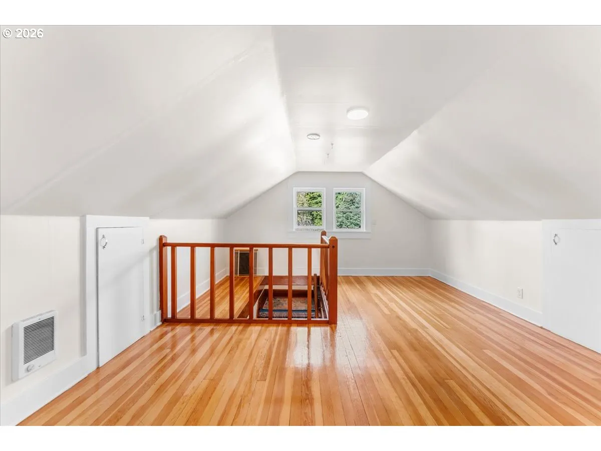 Bonus Room
