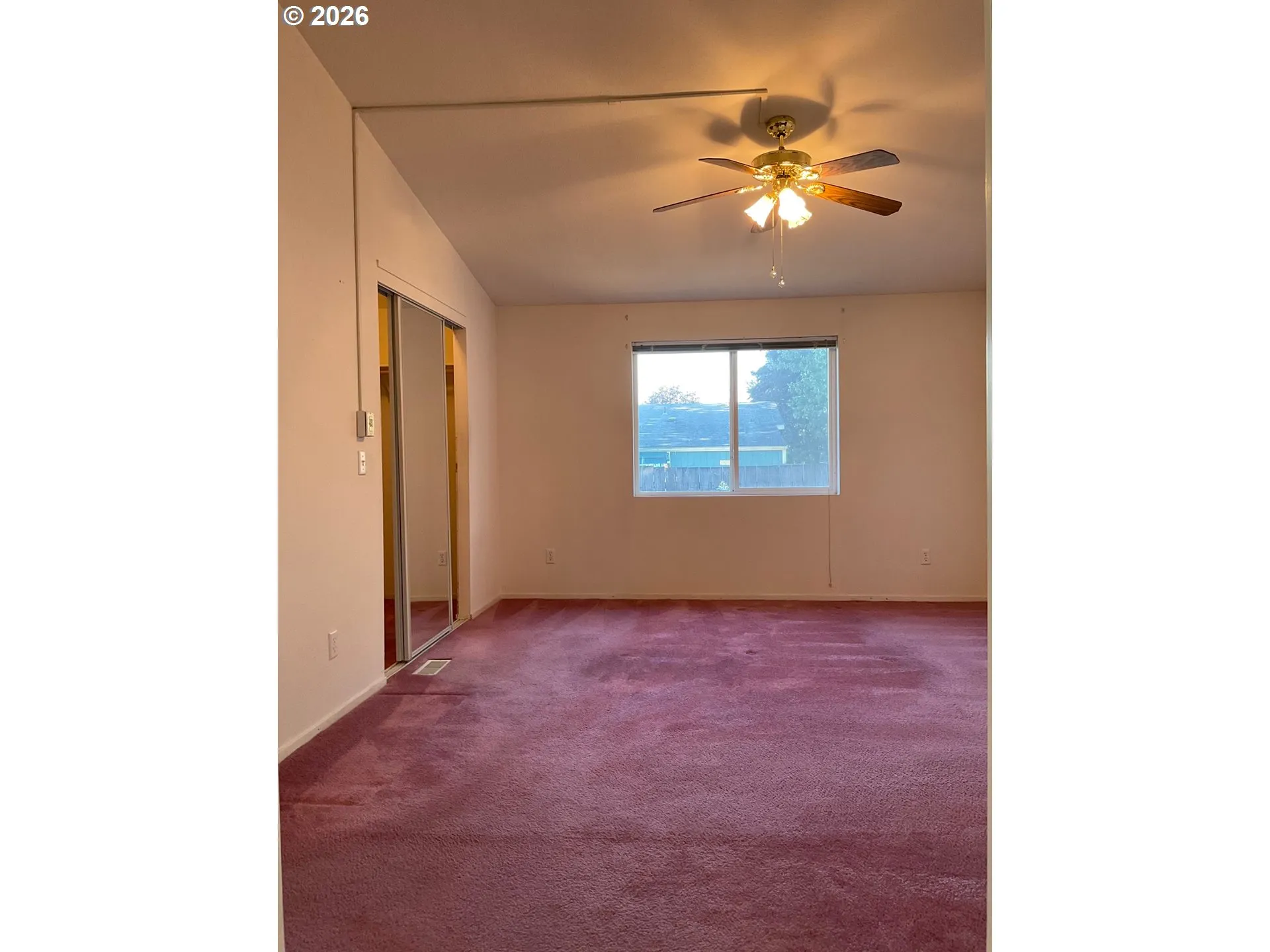 Bedroom, Owner's Suite-Walk-In Closet