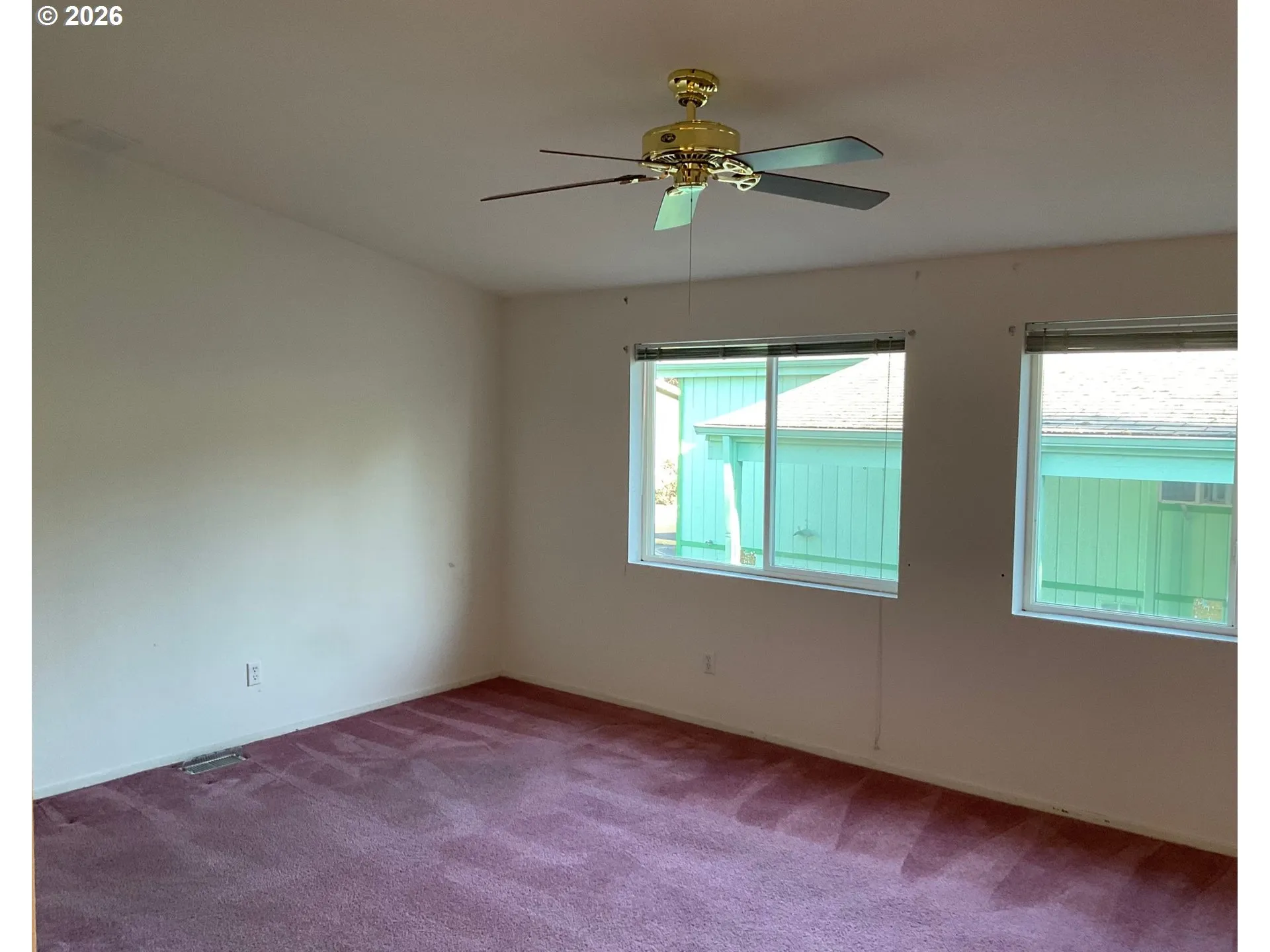 Living Room-Ceiling Fan