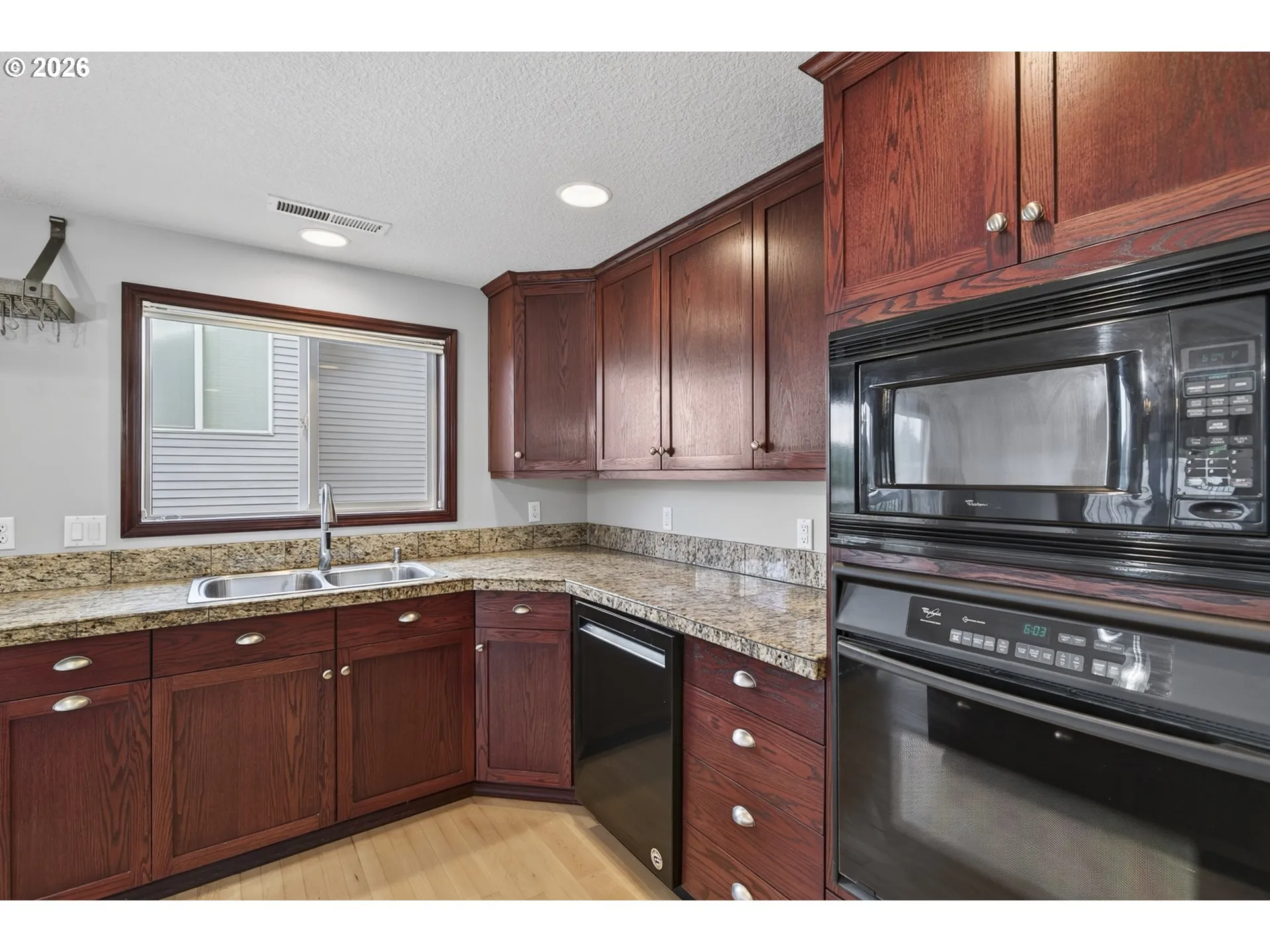 Kitchen-Oven