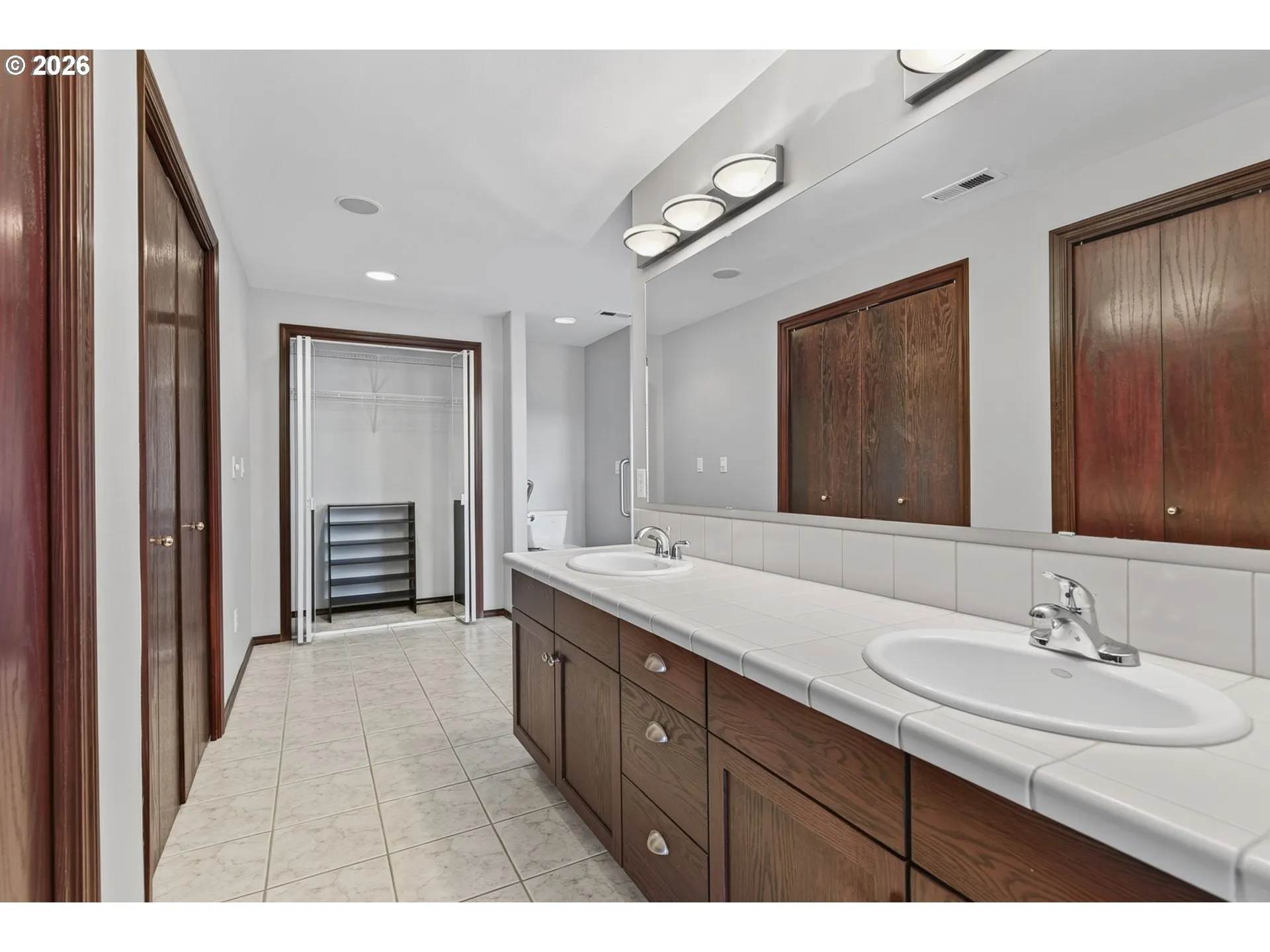 Bathroom-Double Sinks