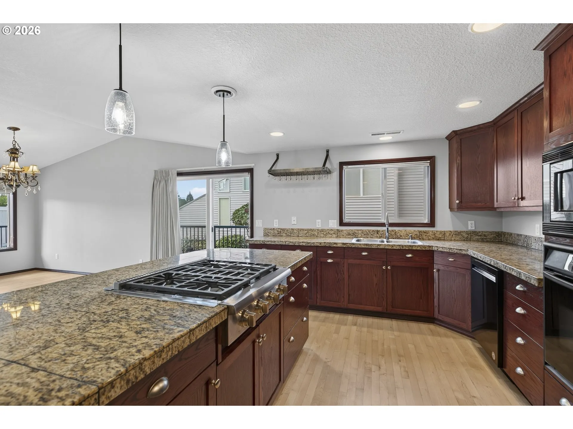 Kitchen-Cooking Island