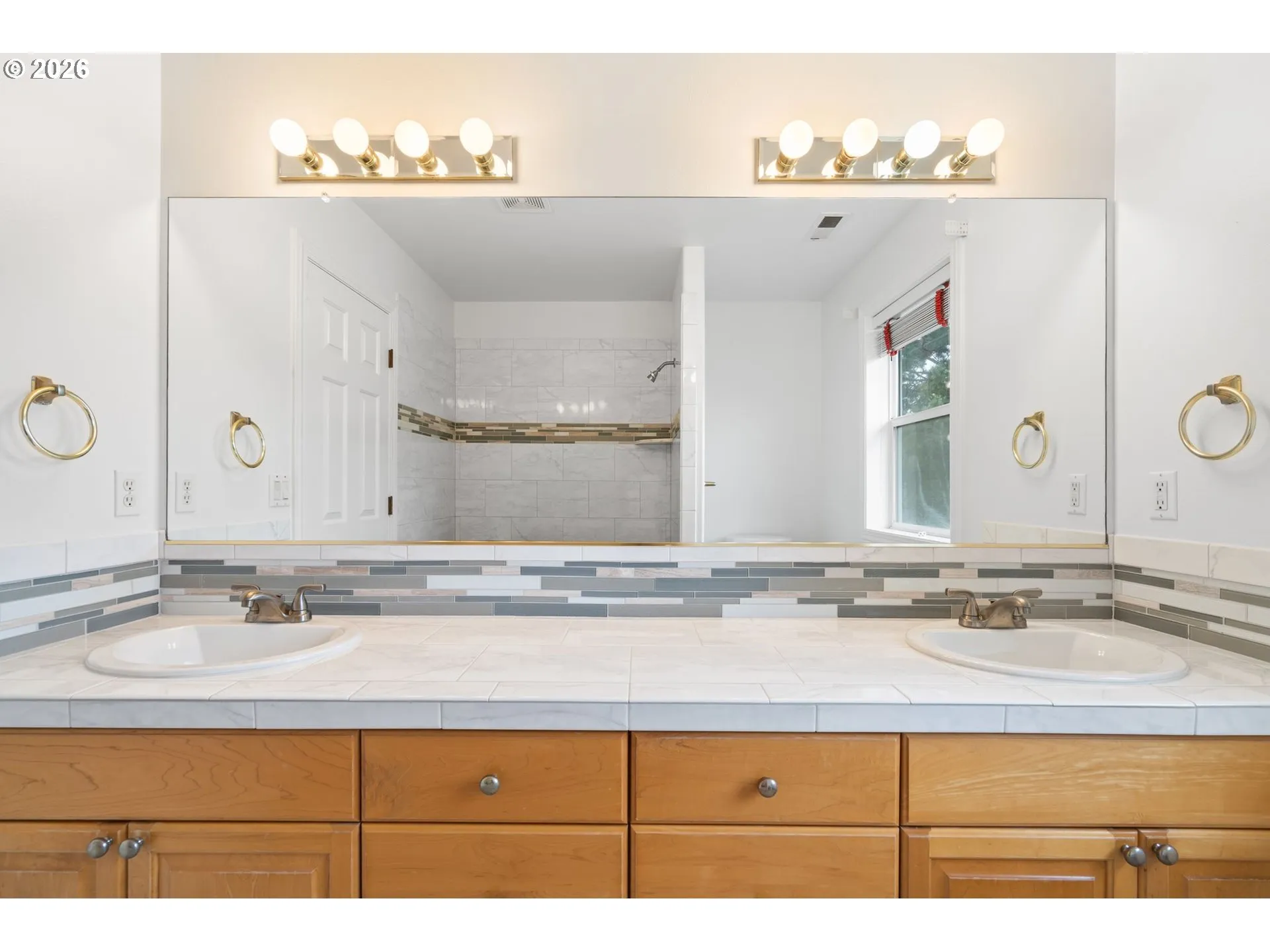 Bathroom-Double Sinks