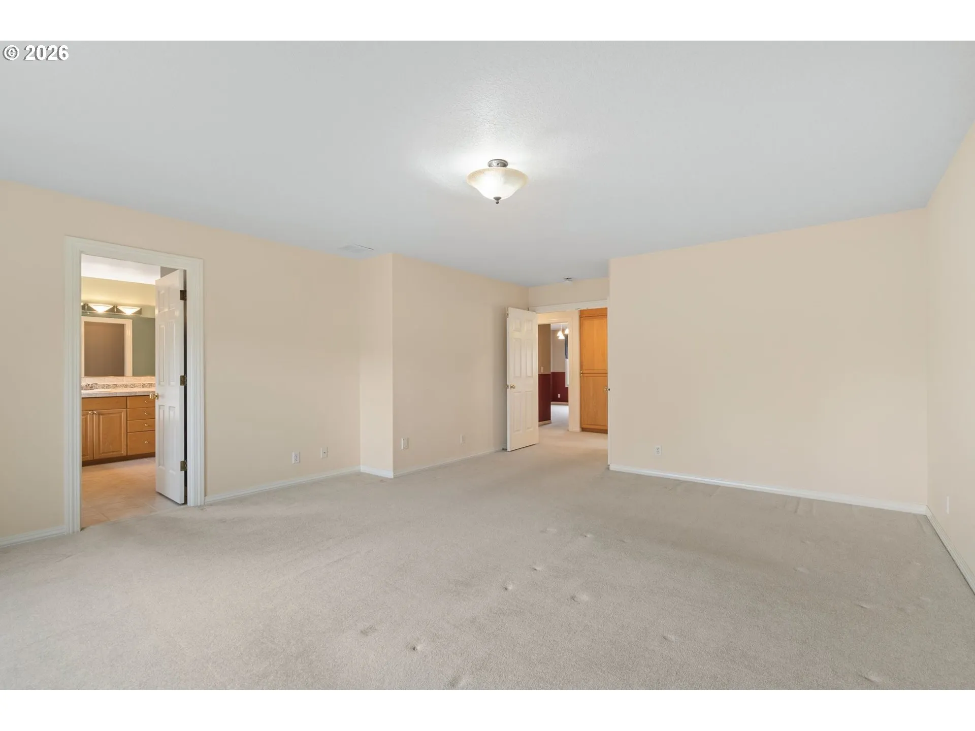 Bedroom, Primary