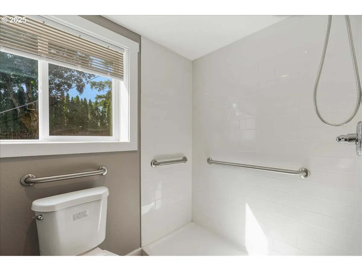 Bathroom-Lower