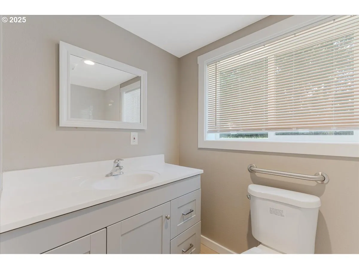 Bathroom-Lower