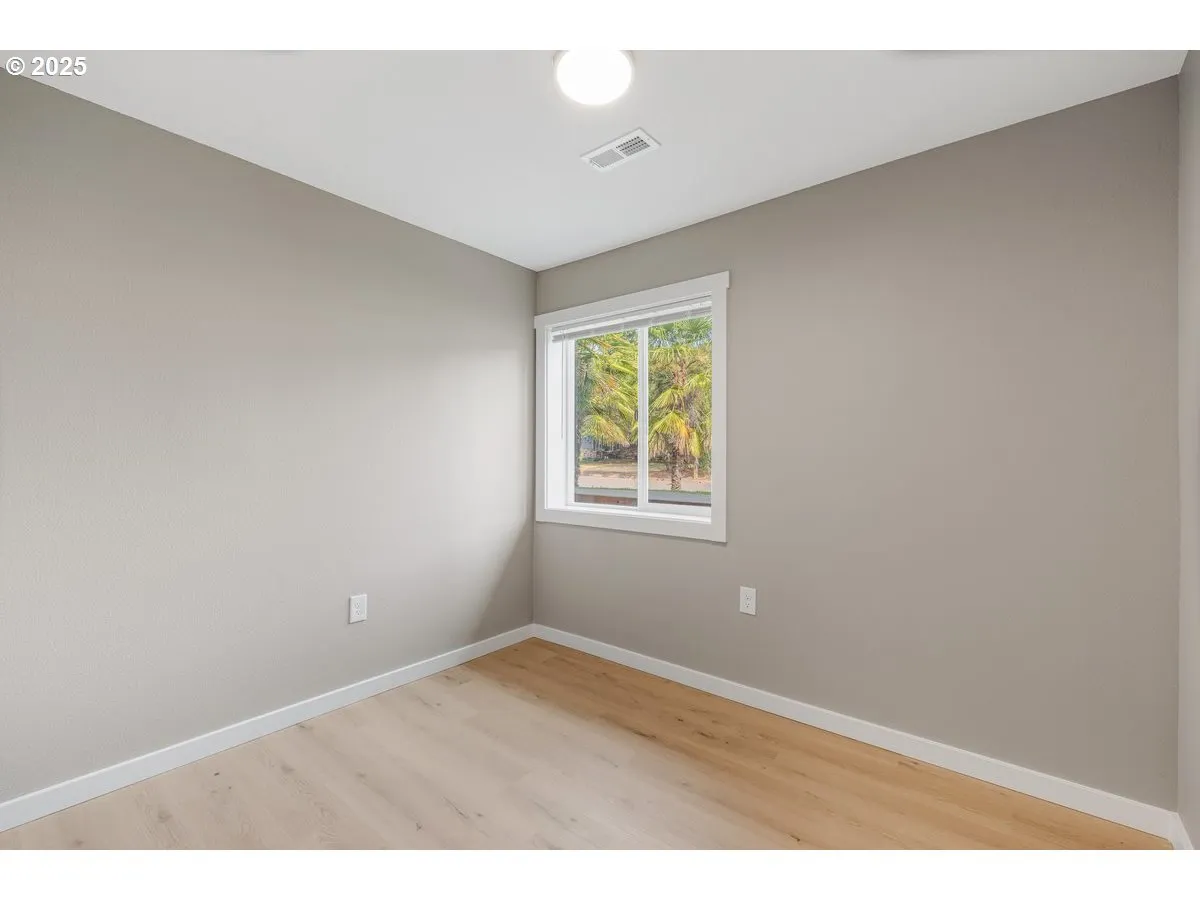 Bedroom-Lower