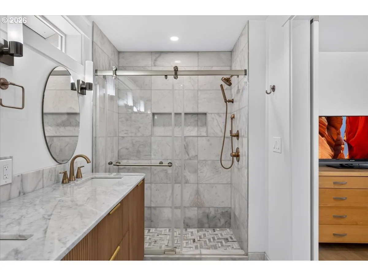 Owner's Suite Bathroom-Walk in Shower