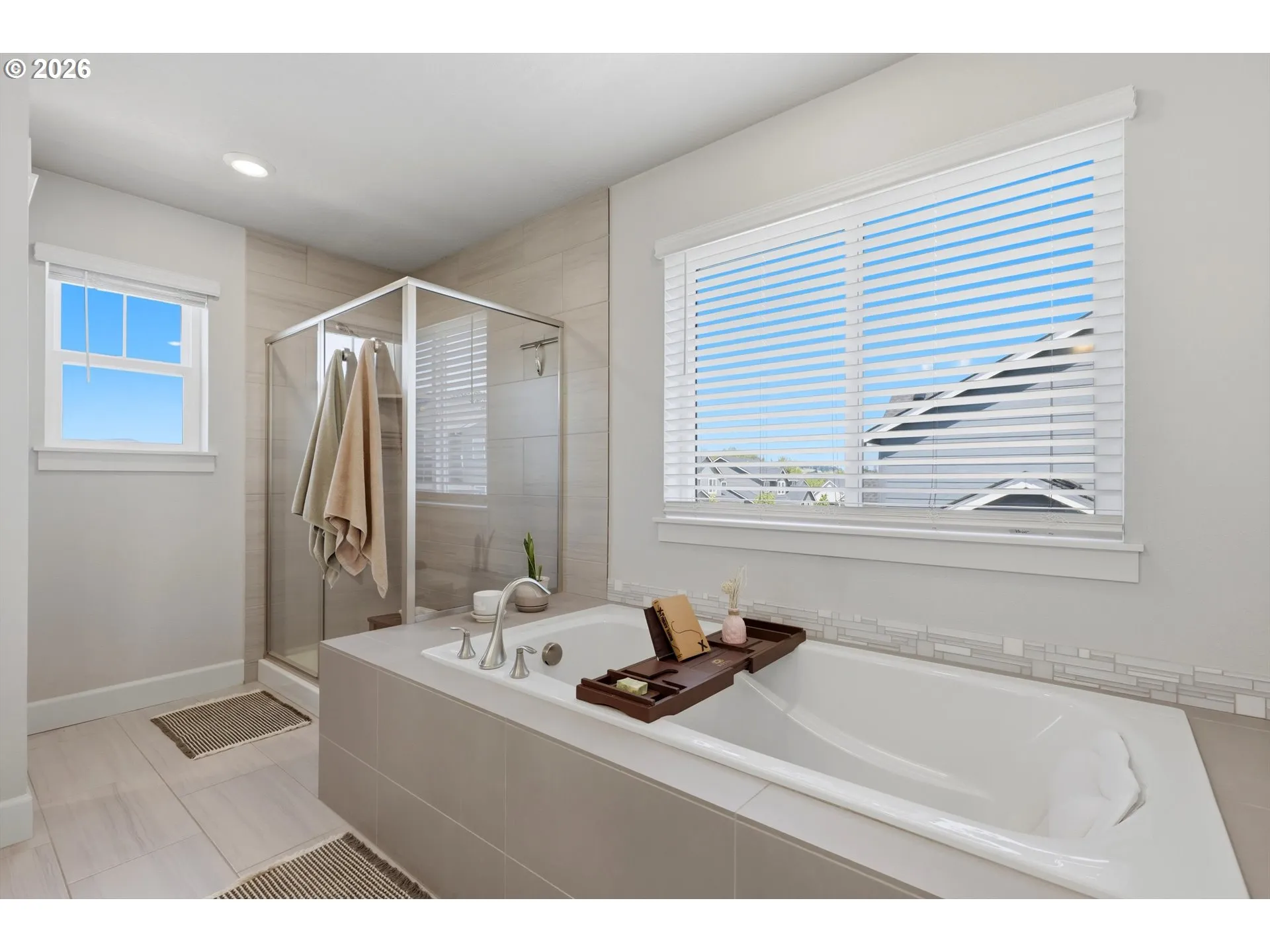 Bathroom, Attached-Garden Tub
