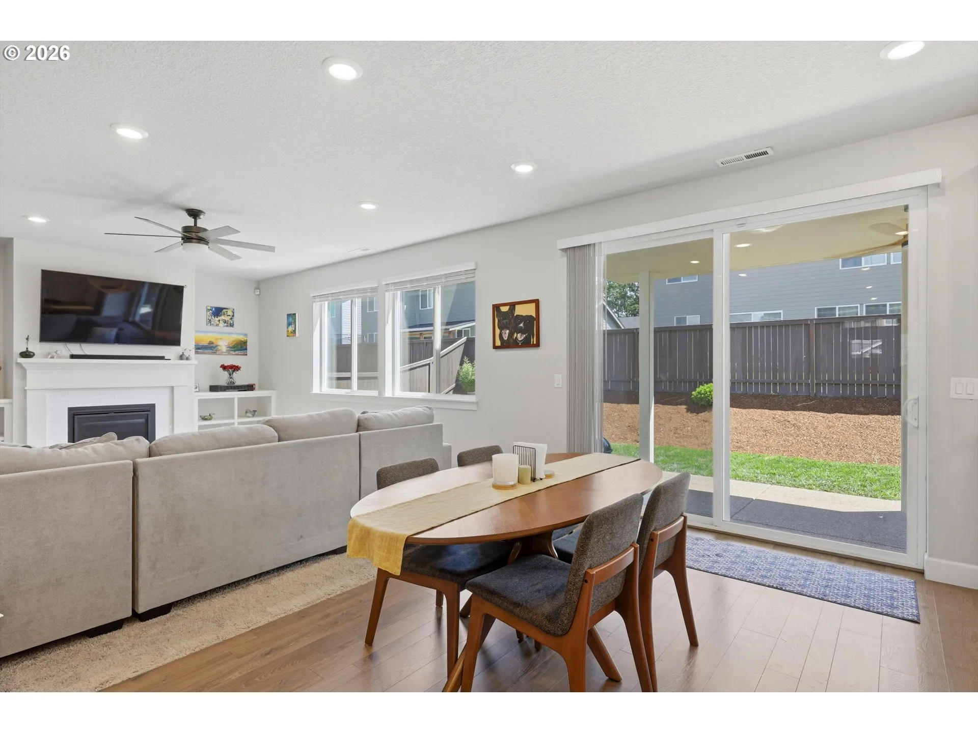 Living Room/Dining Room