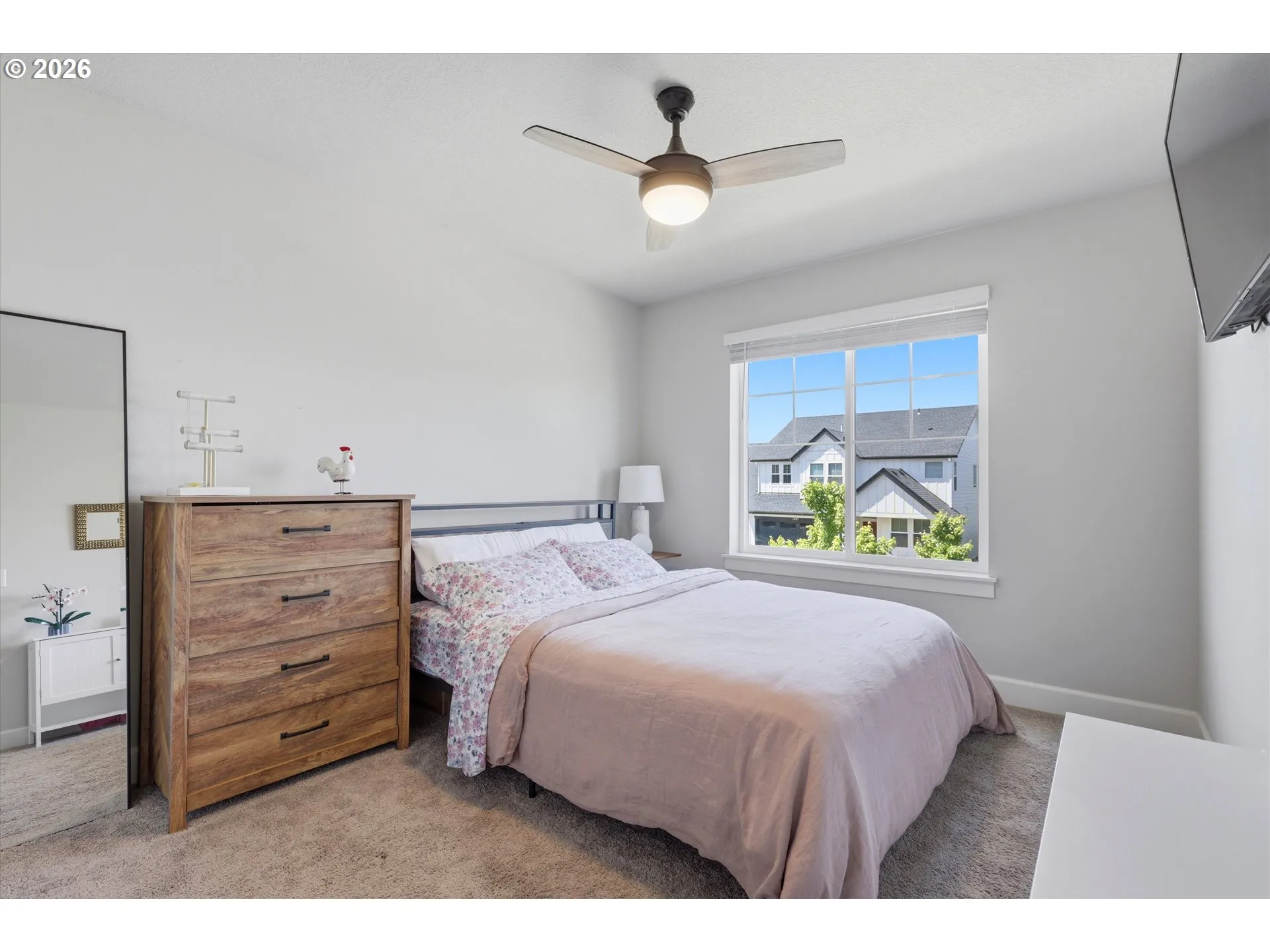 Bedroom-Ceiling Fan