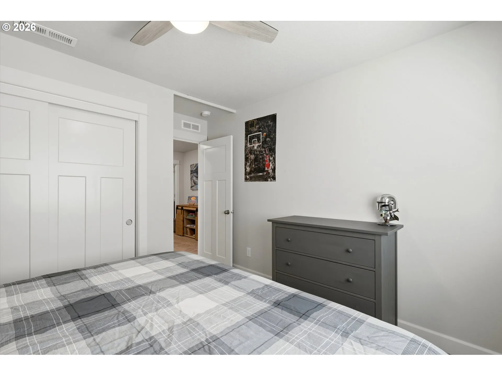 Bedroom-Upper