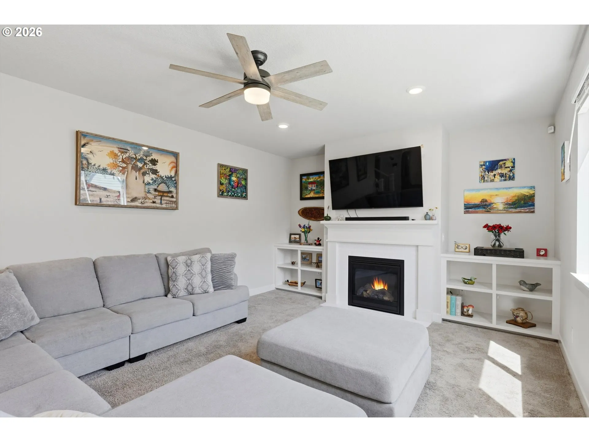 Living Room-Built-In Shelving