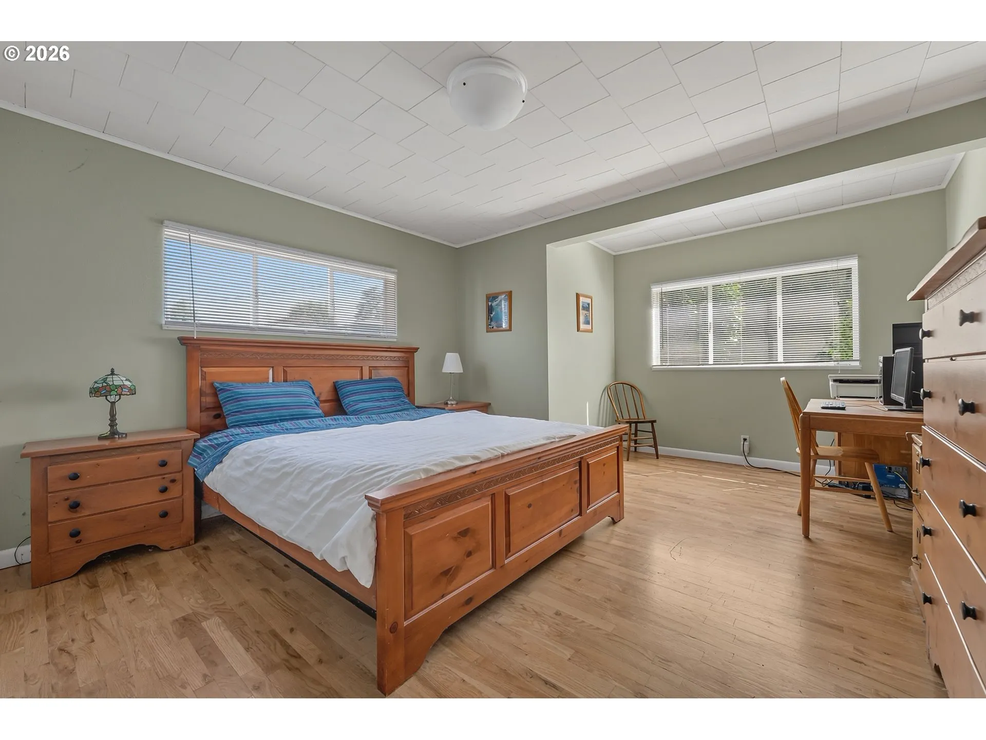 Primary Bedroom-Main